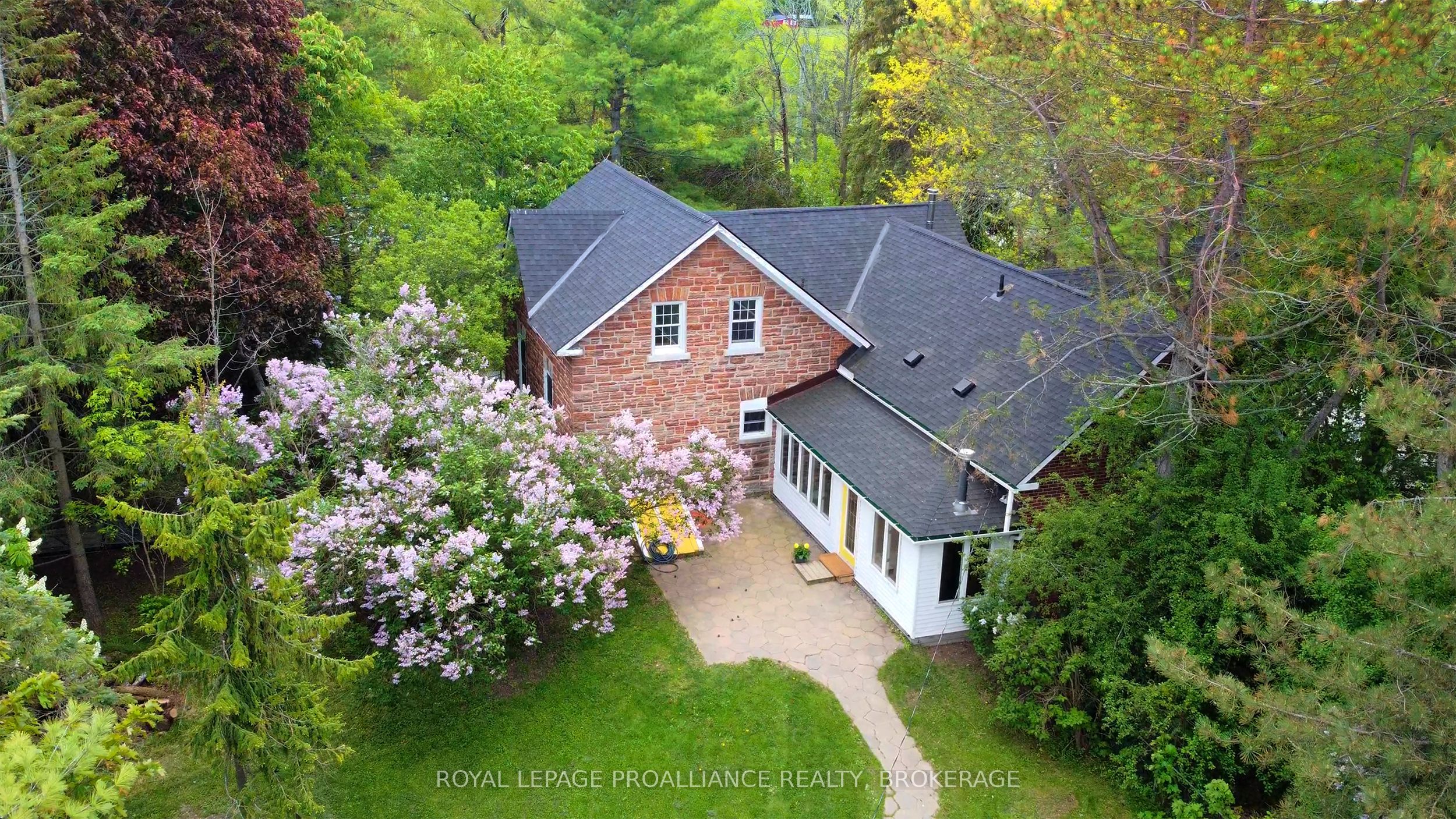 2345 Hughes Road Property Photo 2