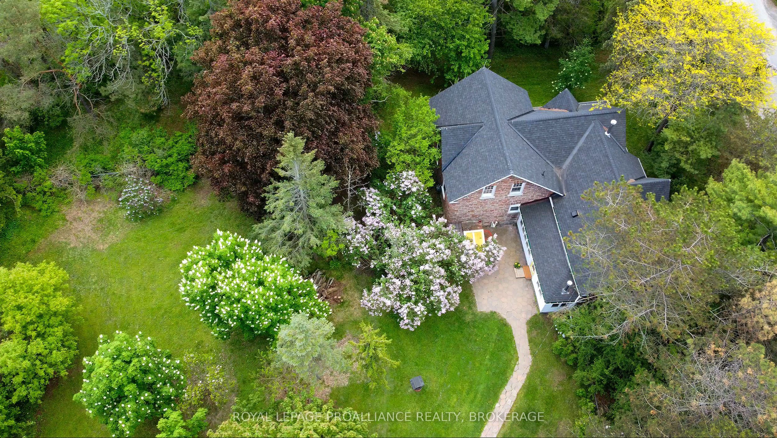 2345 Hughes Road Property Photo 3