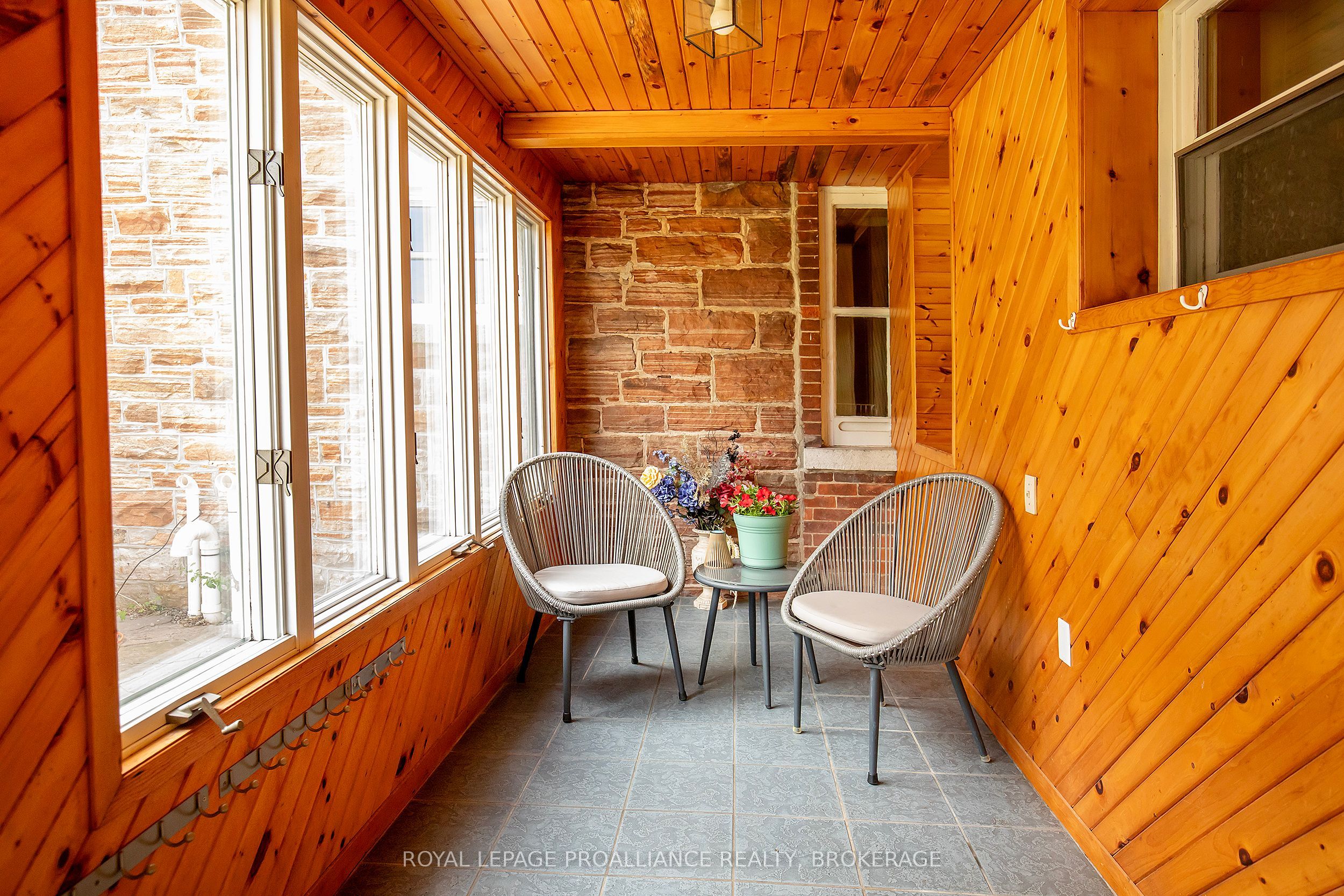 2345 Hughes Road Property Photo 8