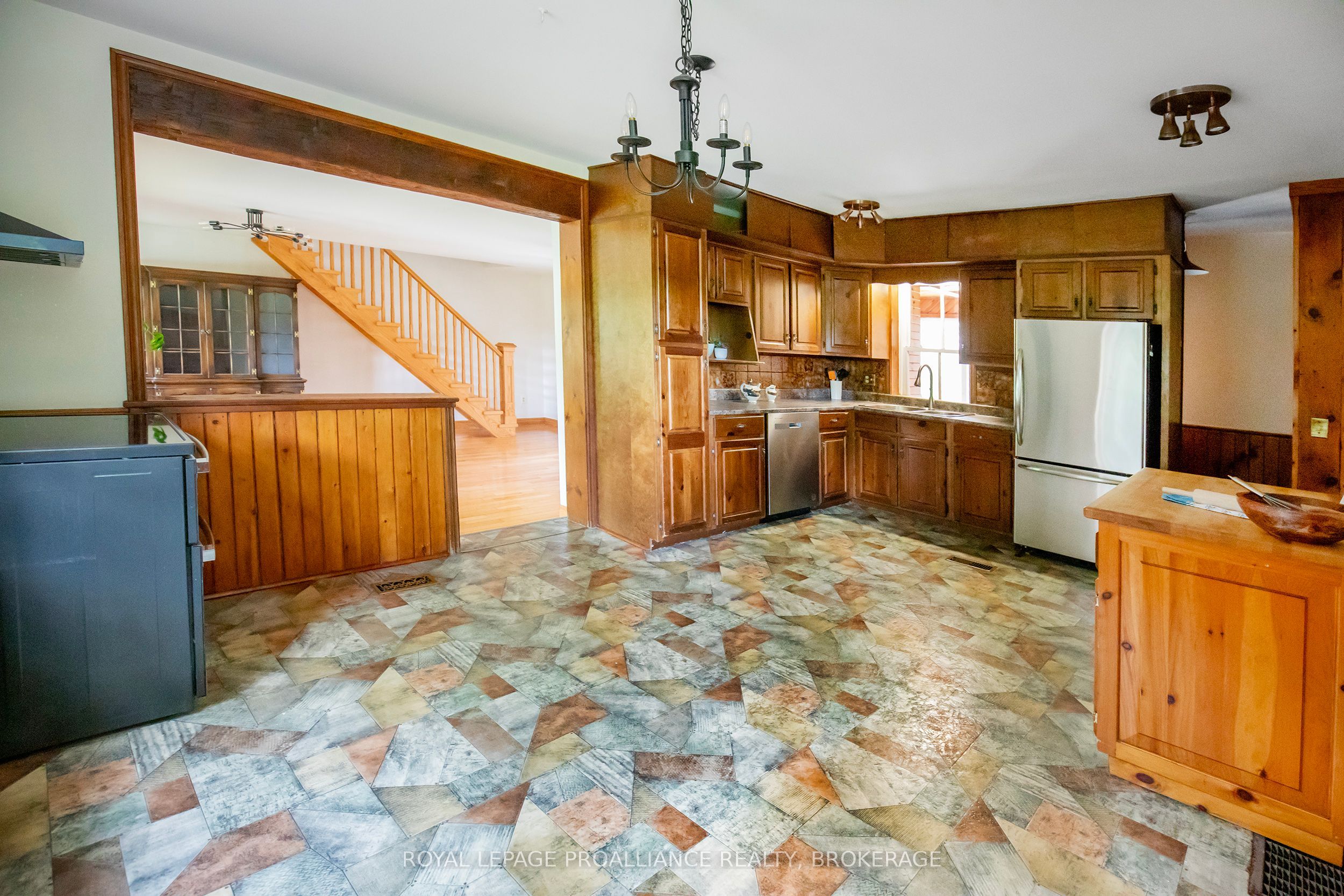 2345 Hughes Road Property Photo 13