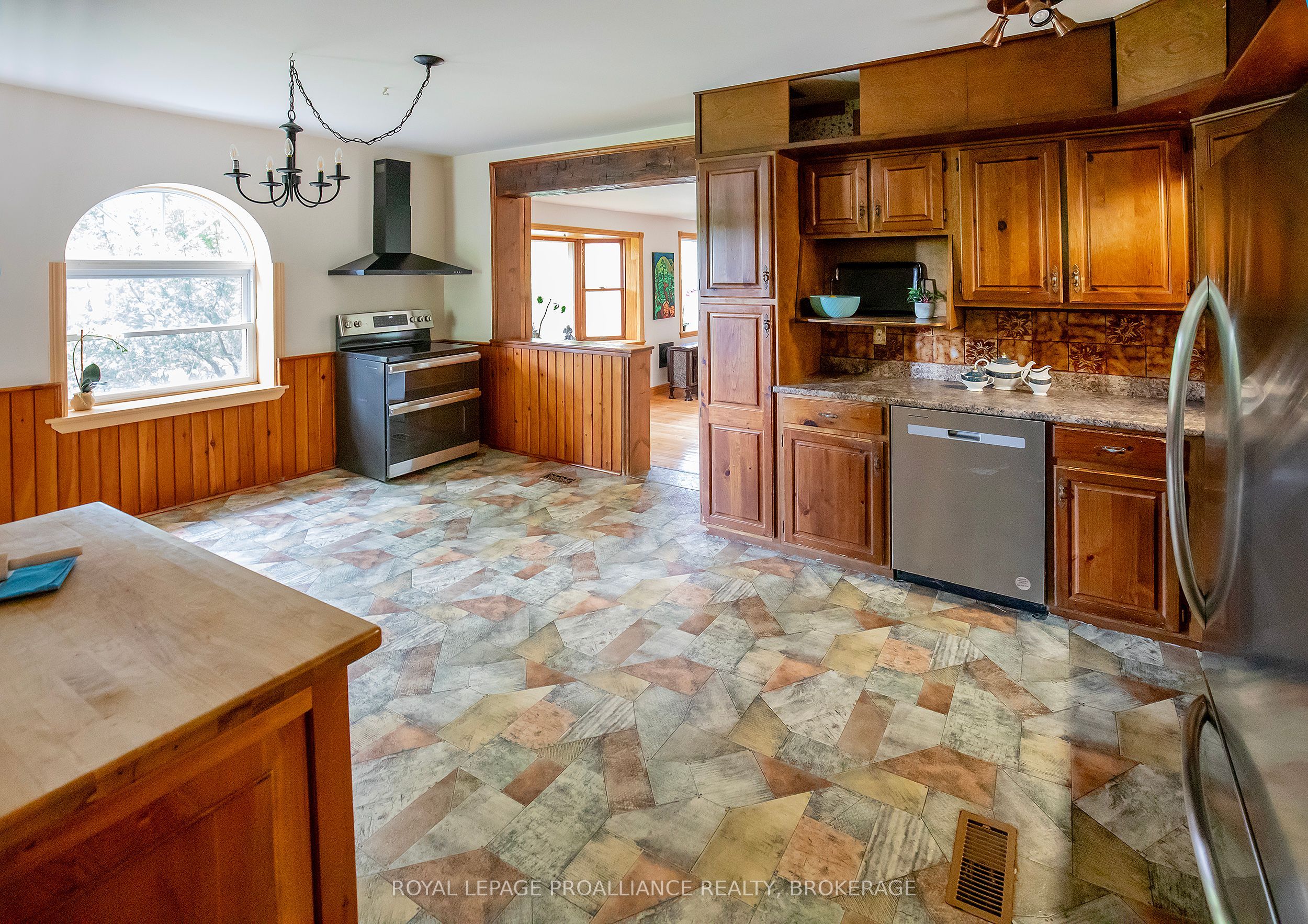 2345 Hughes Road Property Photo 15