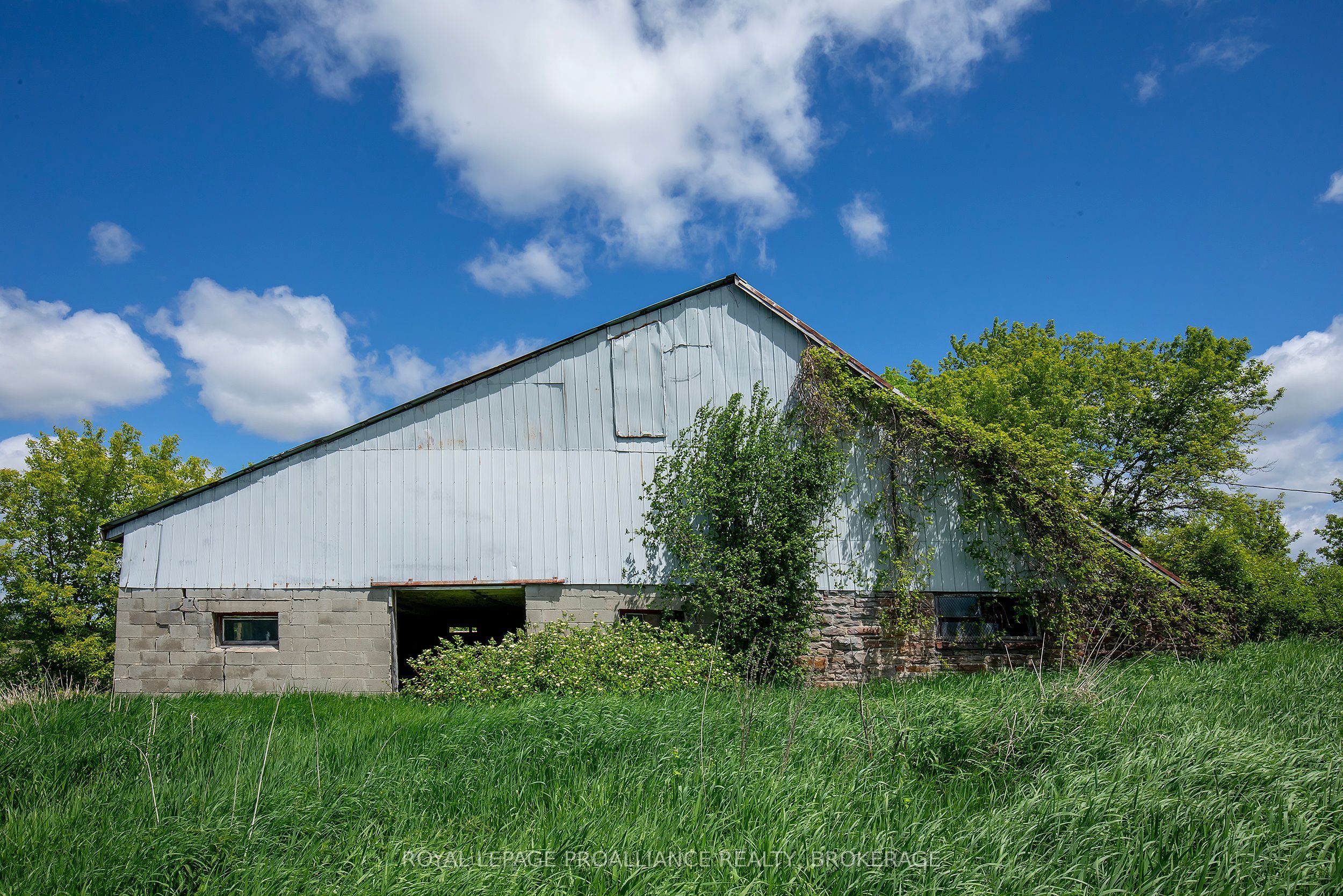 2345 Hughes Road Property Photo 40