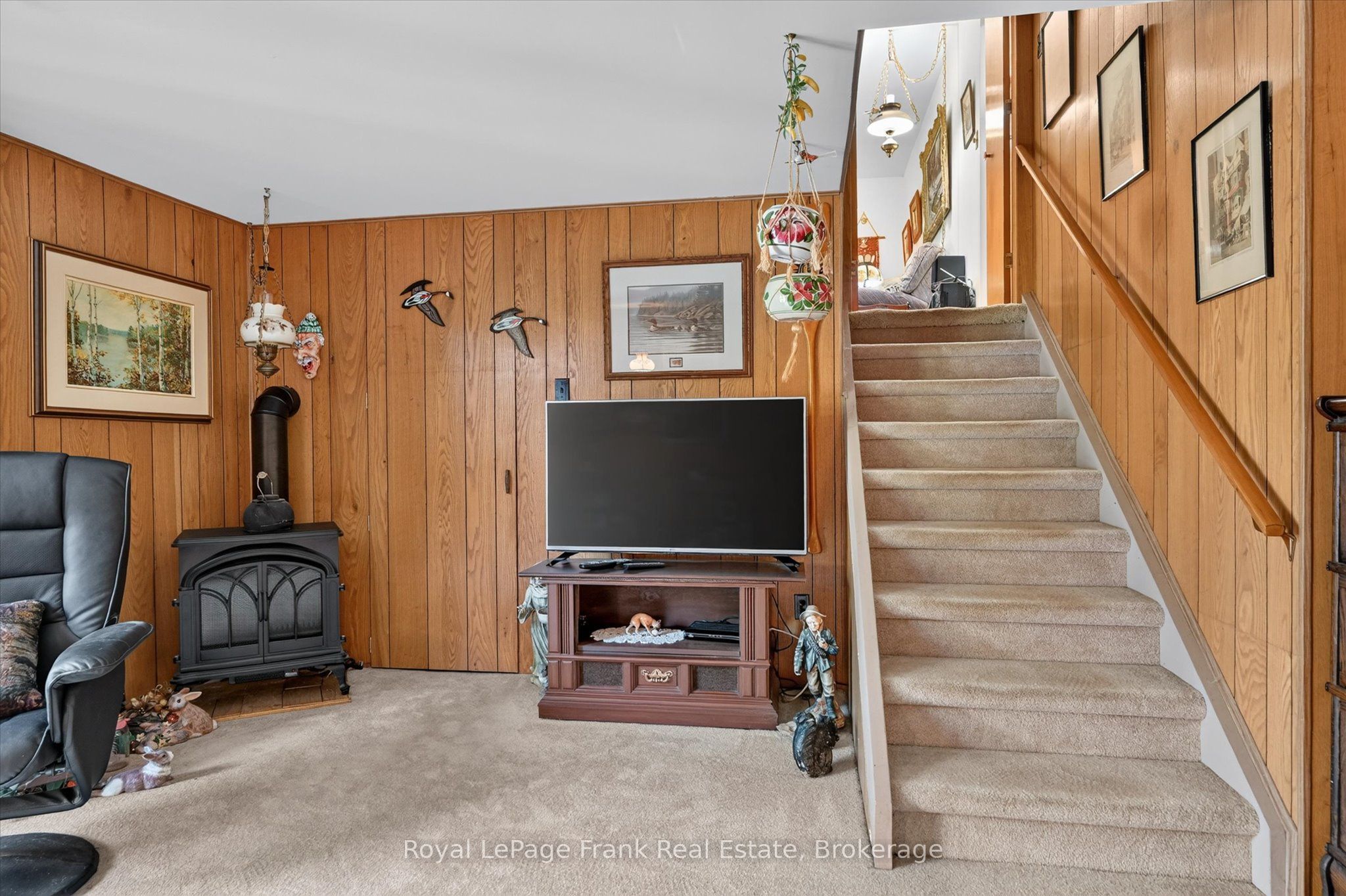 87 Oakwood Crescent Property Photo 30