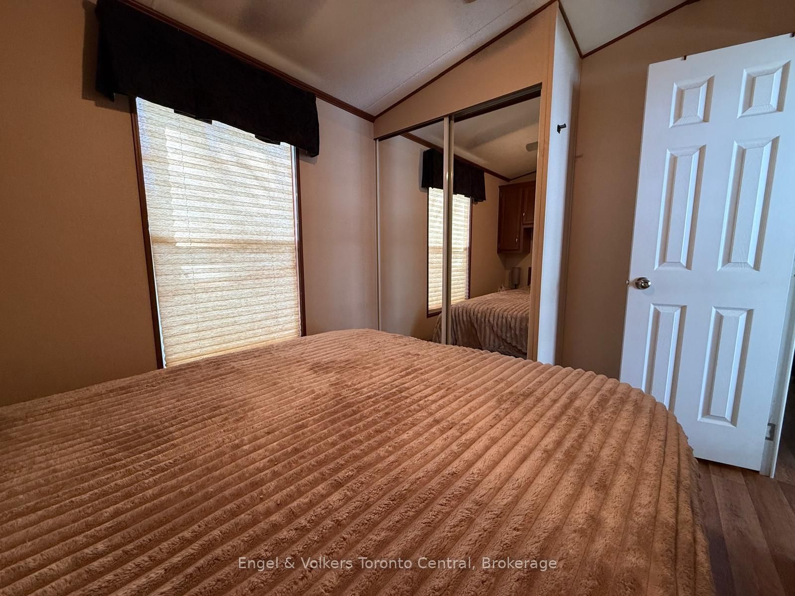7489 Sideroad 5 E W 39 Property Photo 20