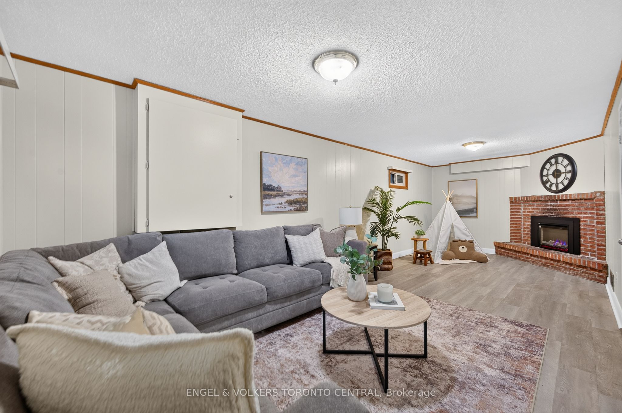 121 Southwood Drive Property Photo 30