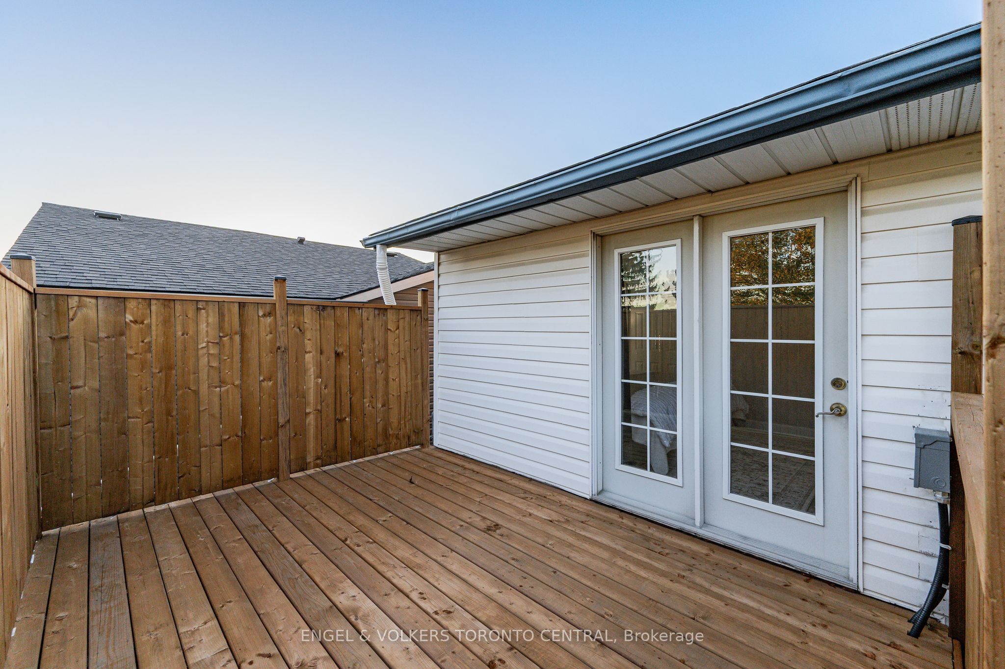 121 Southwood Drive Property Photo 41