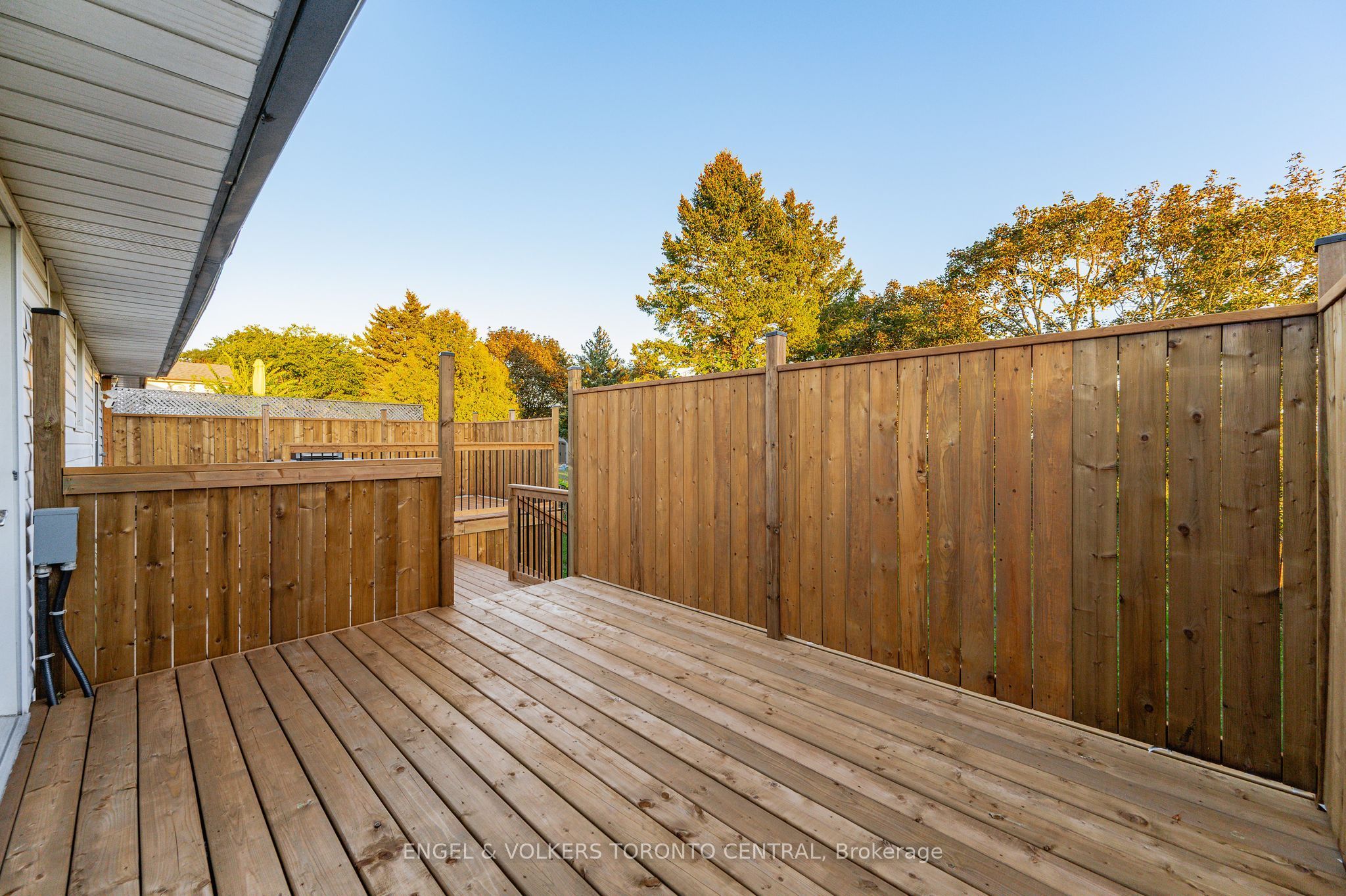 121 Southwood Drive Property Photo 42
