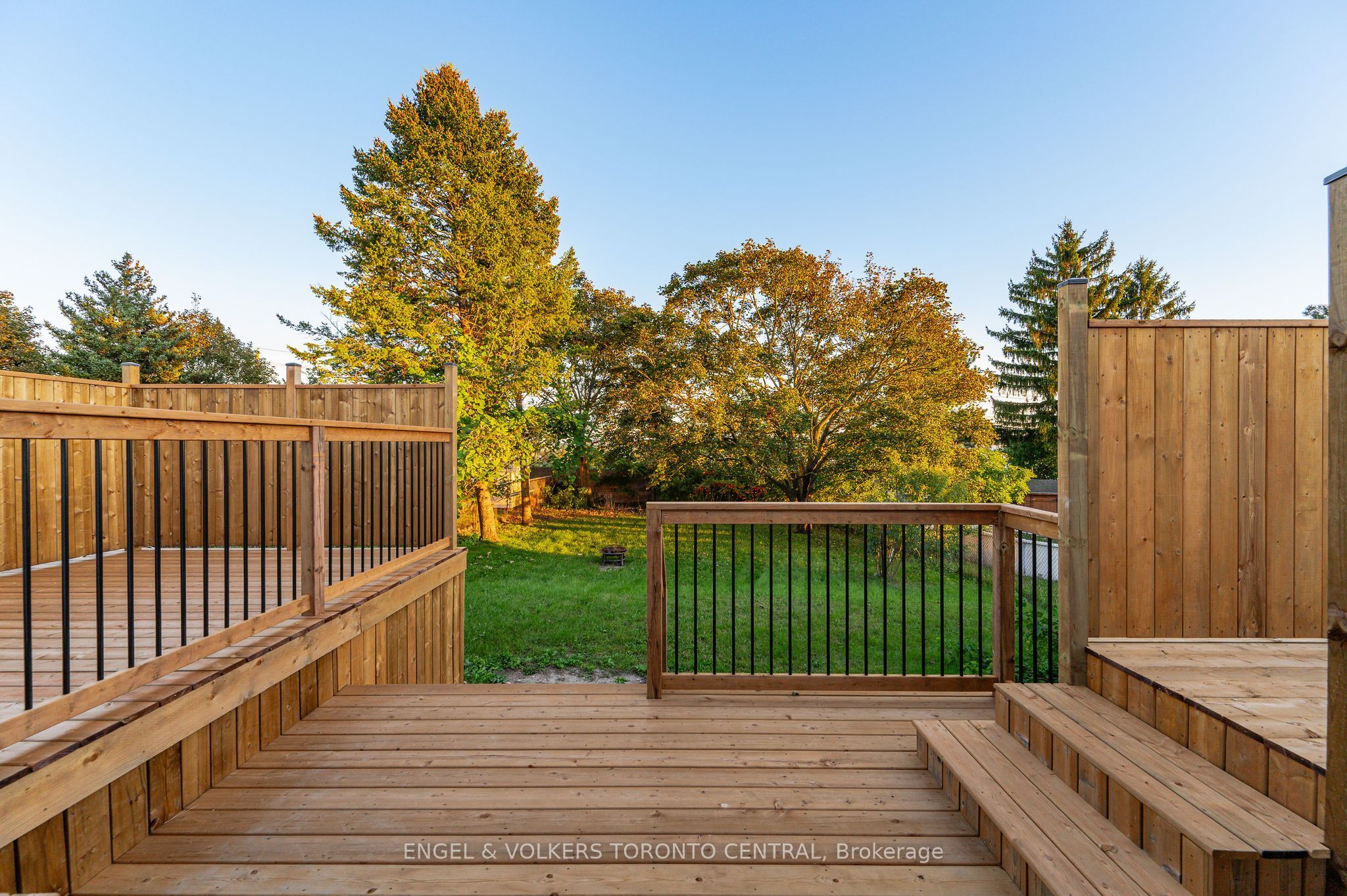 121 Southwood Drive Property Photo 46