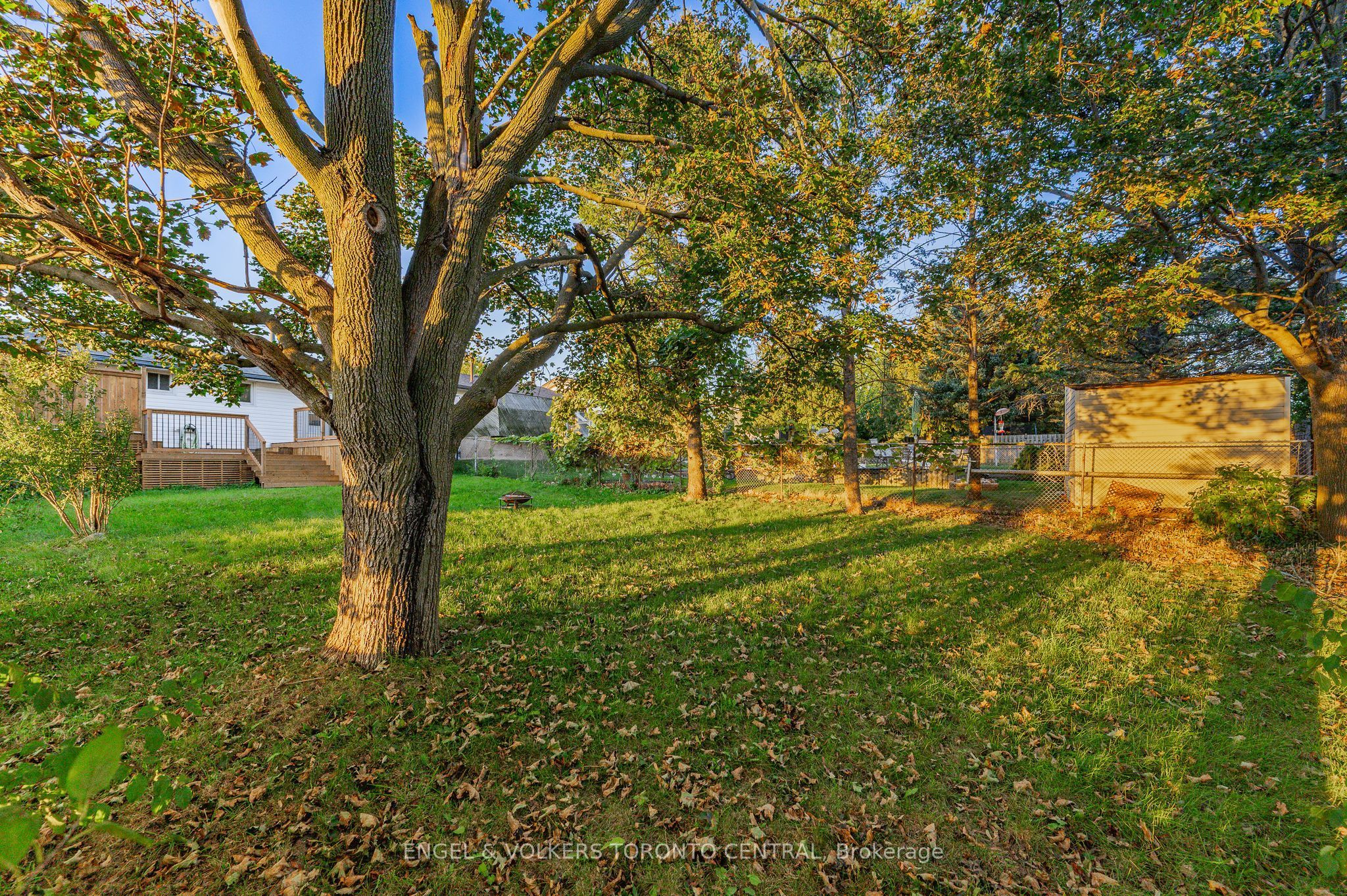 121 Southwood Drive Property Photo 49