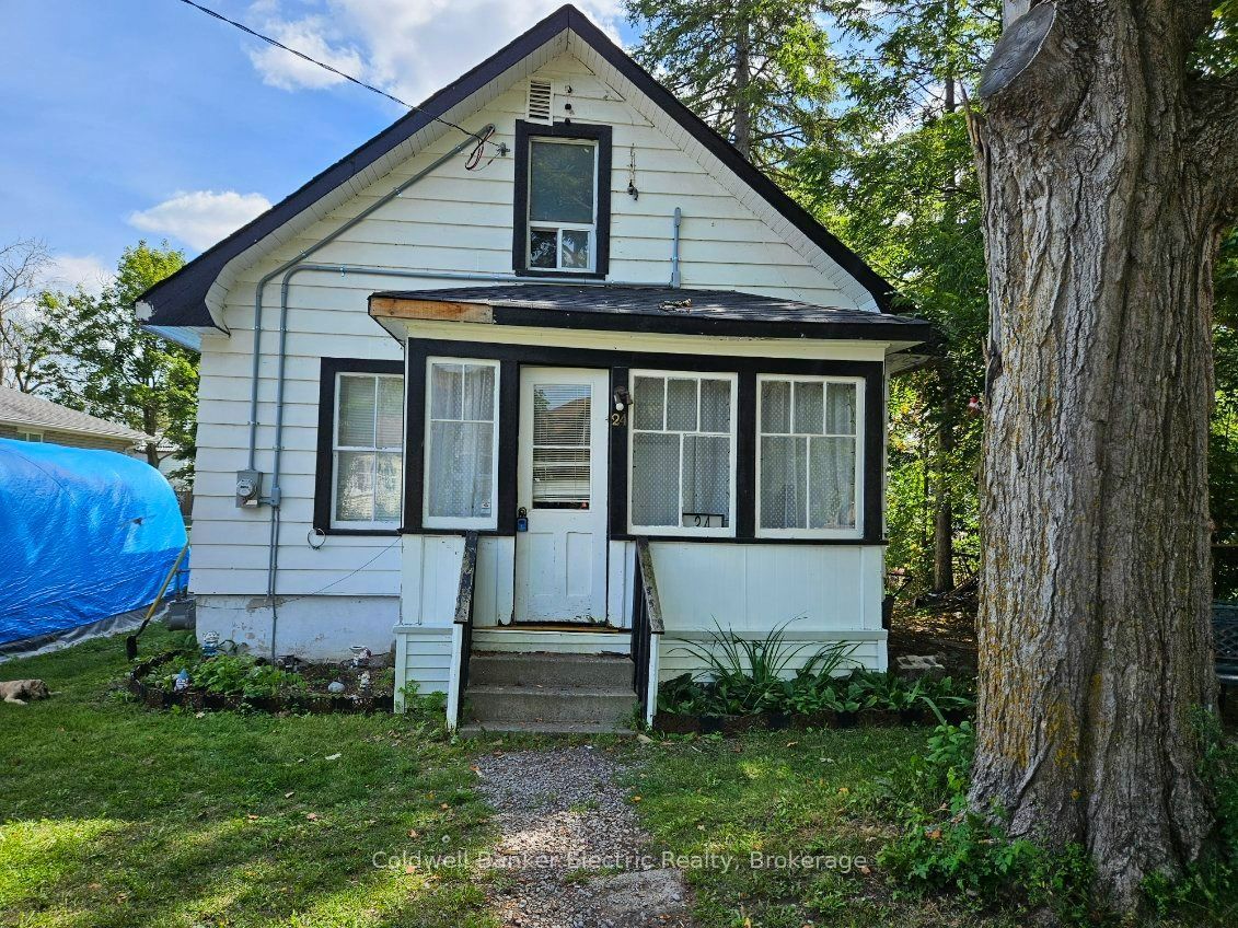 24 Victoria Street E Property Photo 26