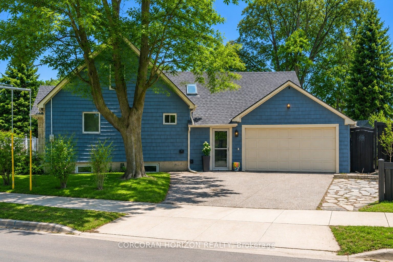 296 Weber Street E Property Photo 1