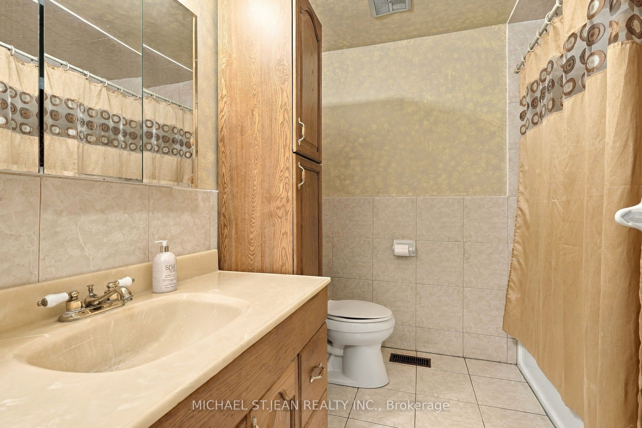 564 Cochrane Road Property Photo 28
