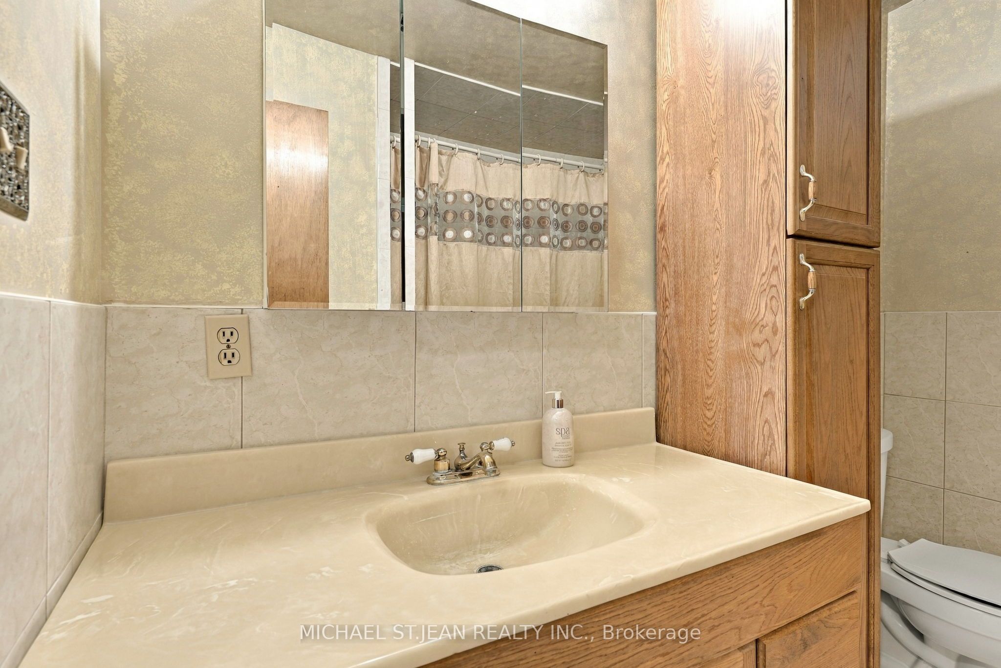 564 Cochrane Road Property Photo 29