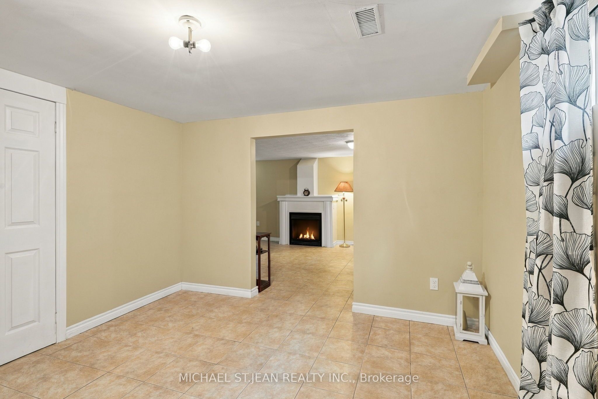 564 Cochrane Road Property Photo 31
