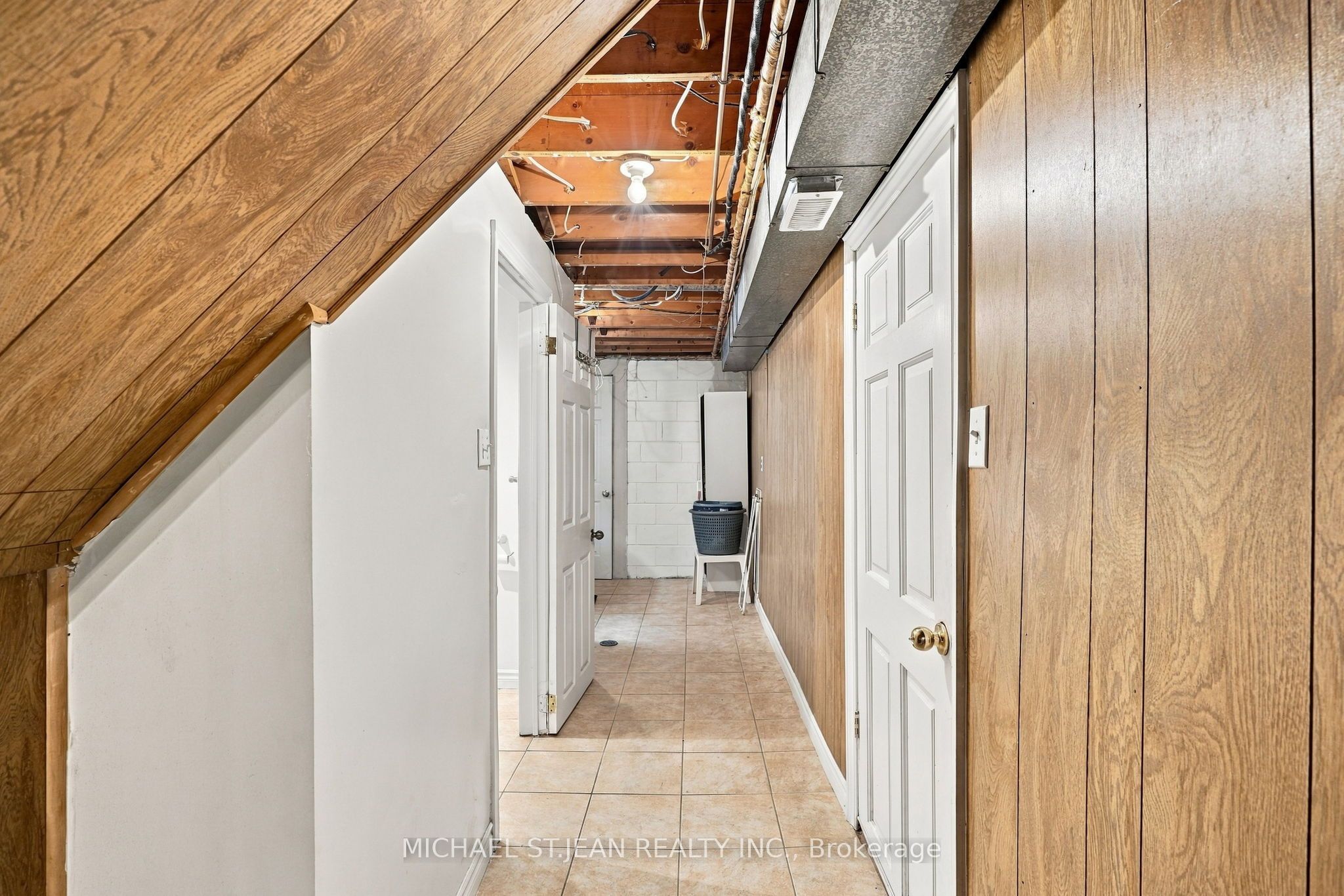 564 Cochrane Road Property Photo 36
