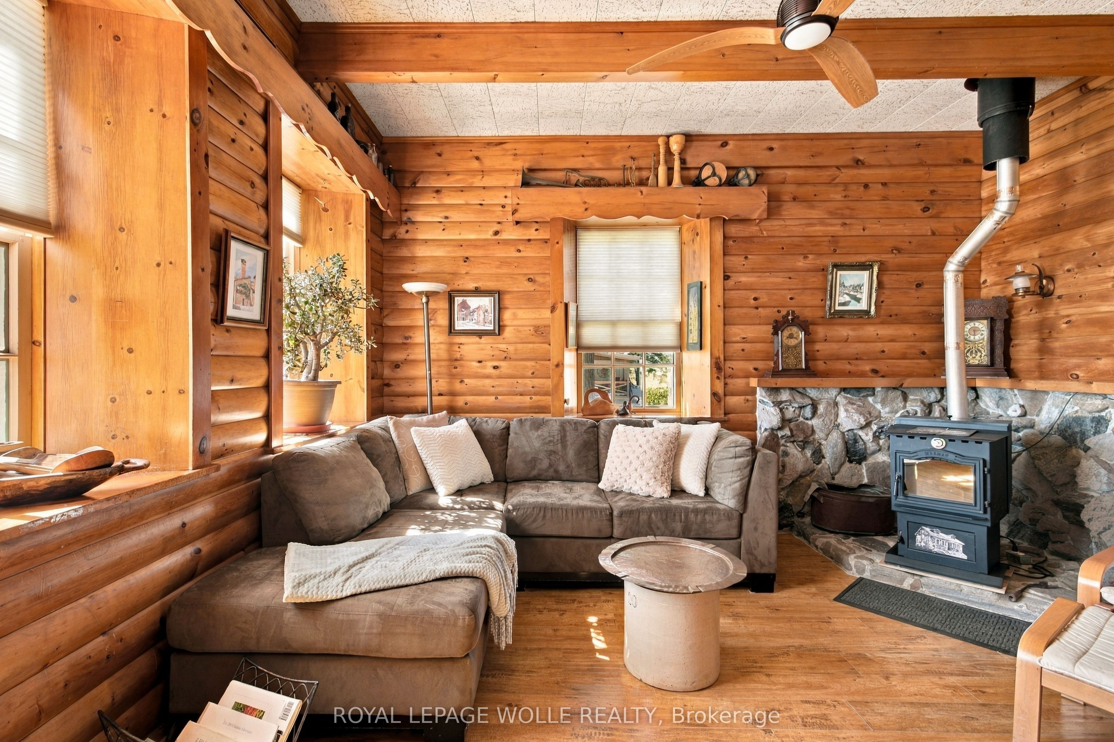 2744 Bleams Road Property Photo 10