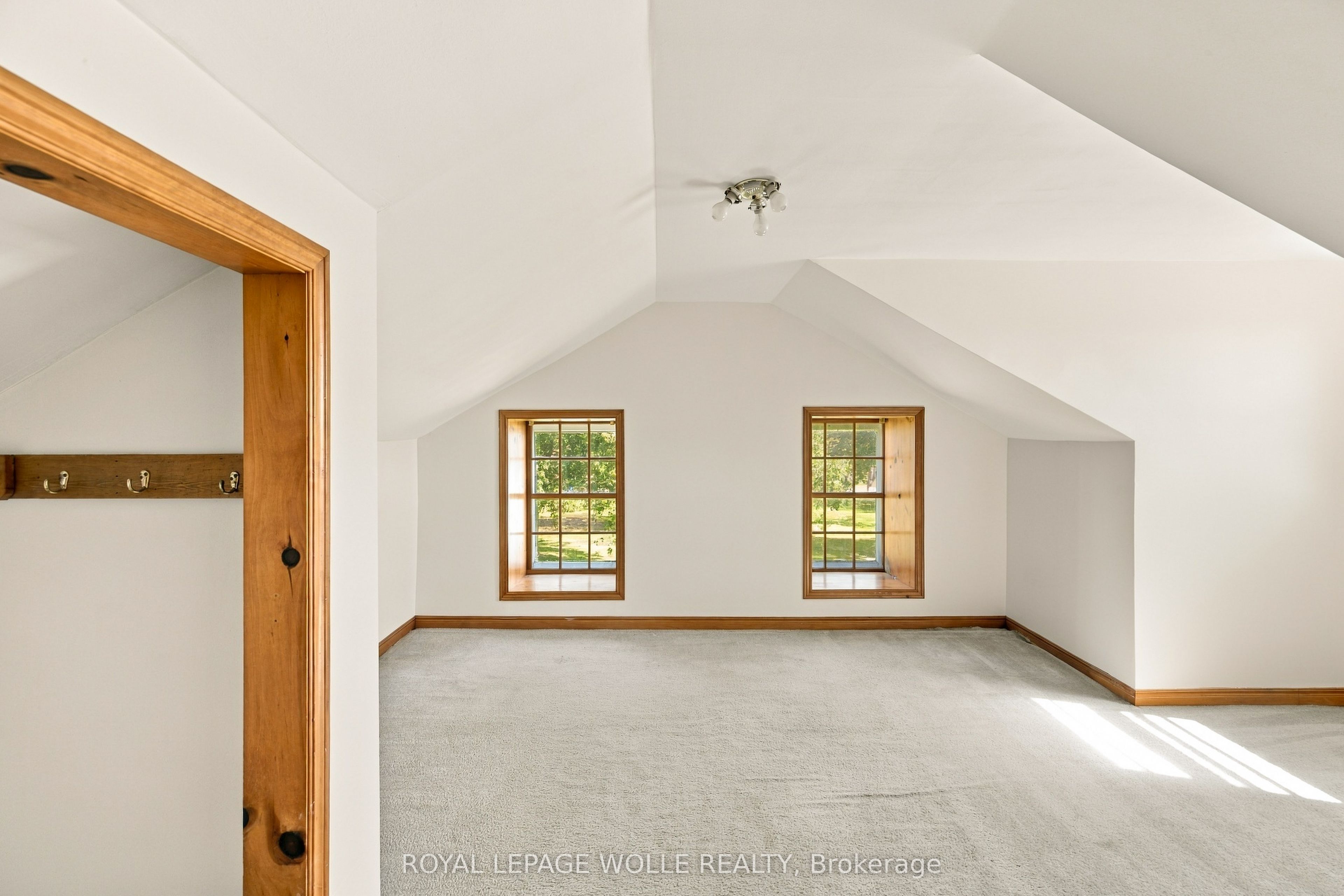 2744 Bleams Road Property Photo 16