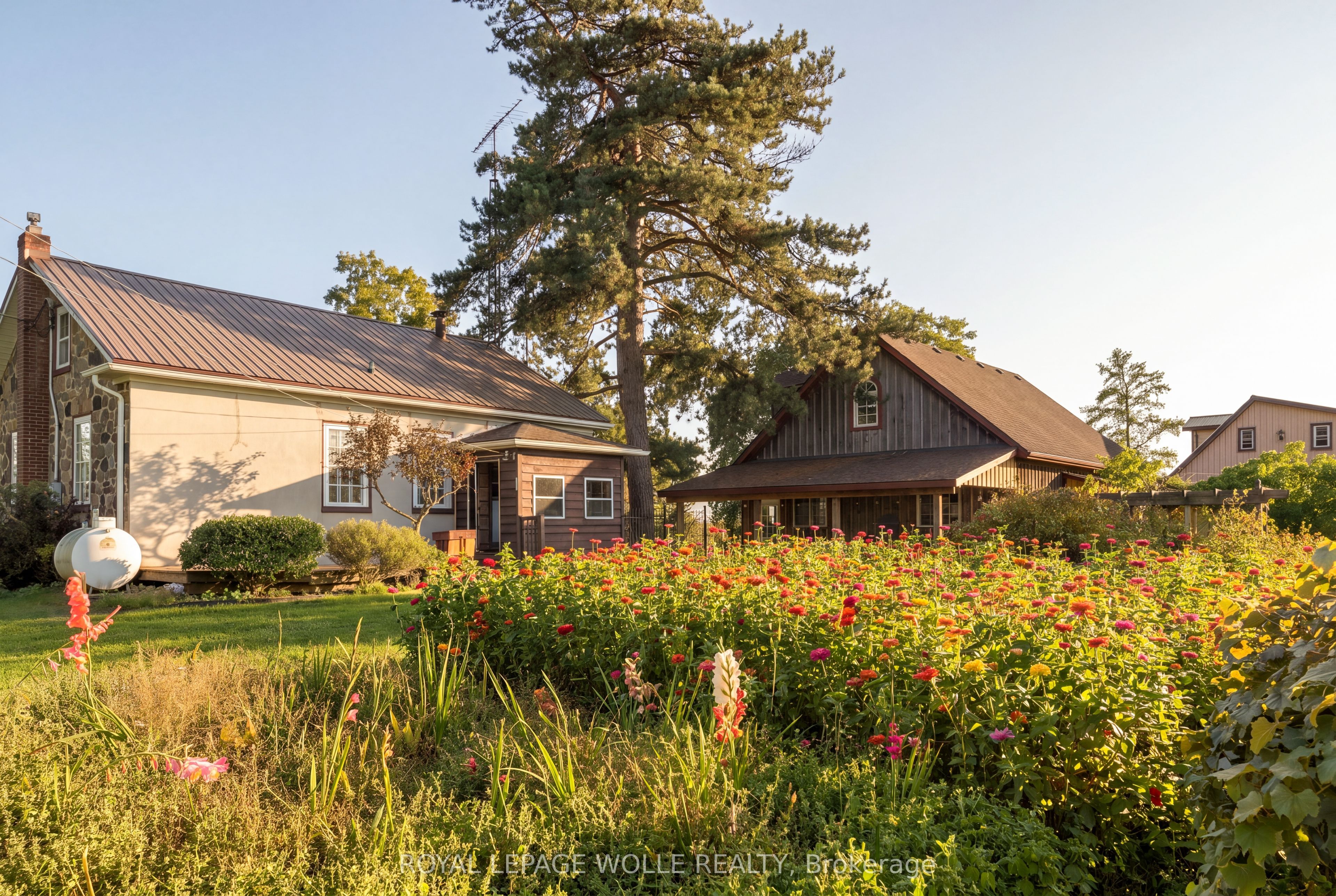 2744 Bleams Road Property Photo 24