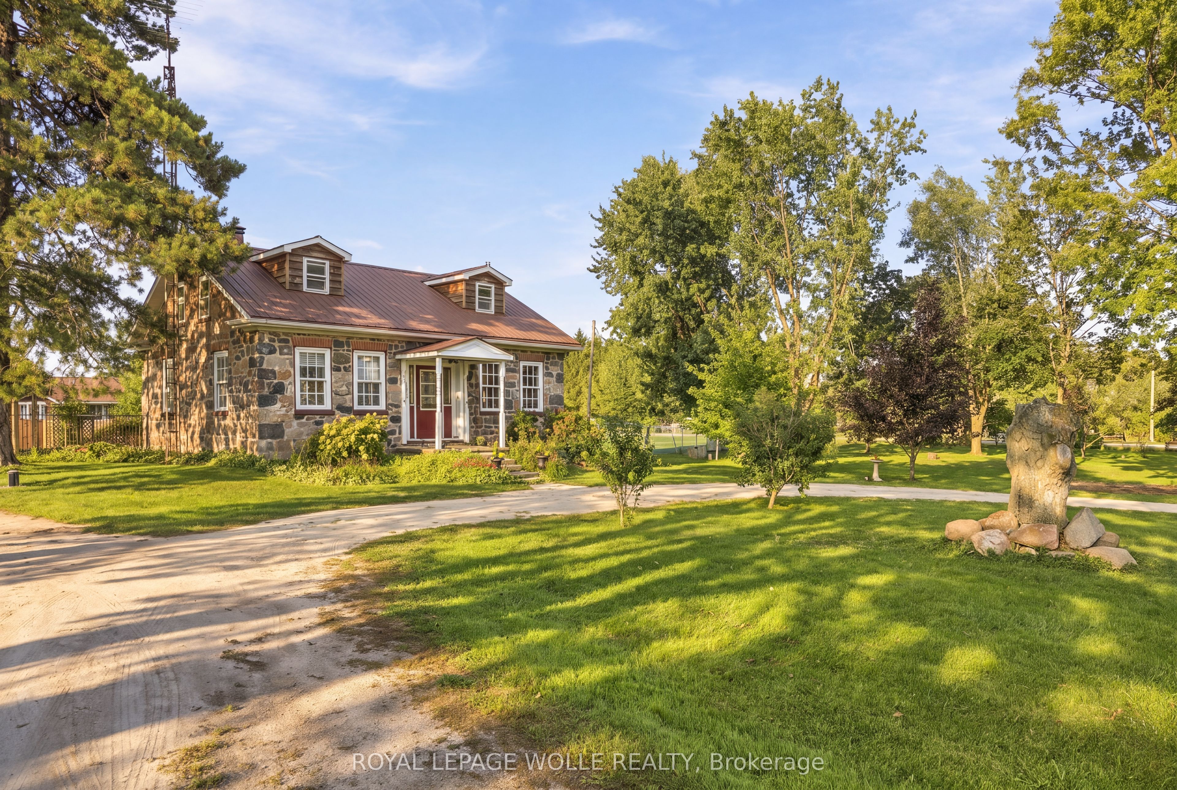 2744 Bleams Road Property Photo 32
