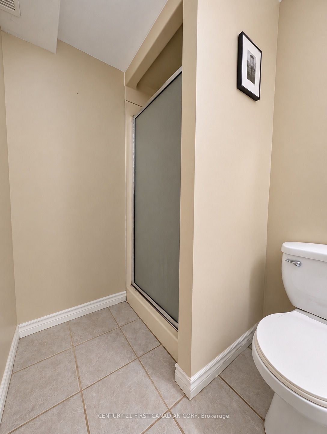 924 Guildwood Boulevard Lower Property Photo 8
