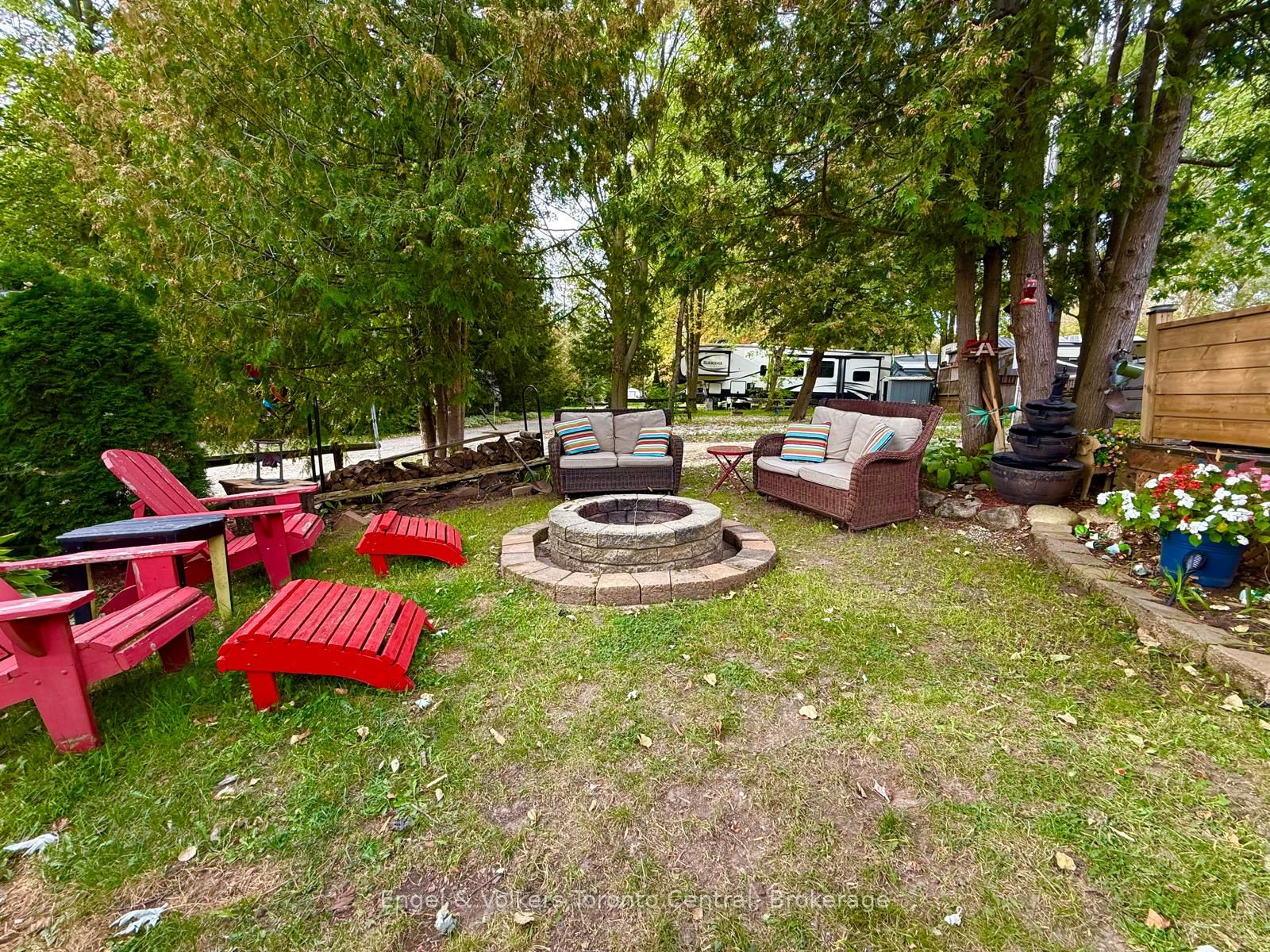 7489 Sideroad 5 E P 6 Property Photo 25