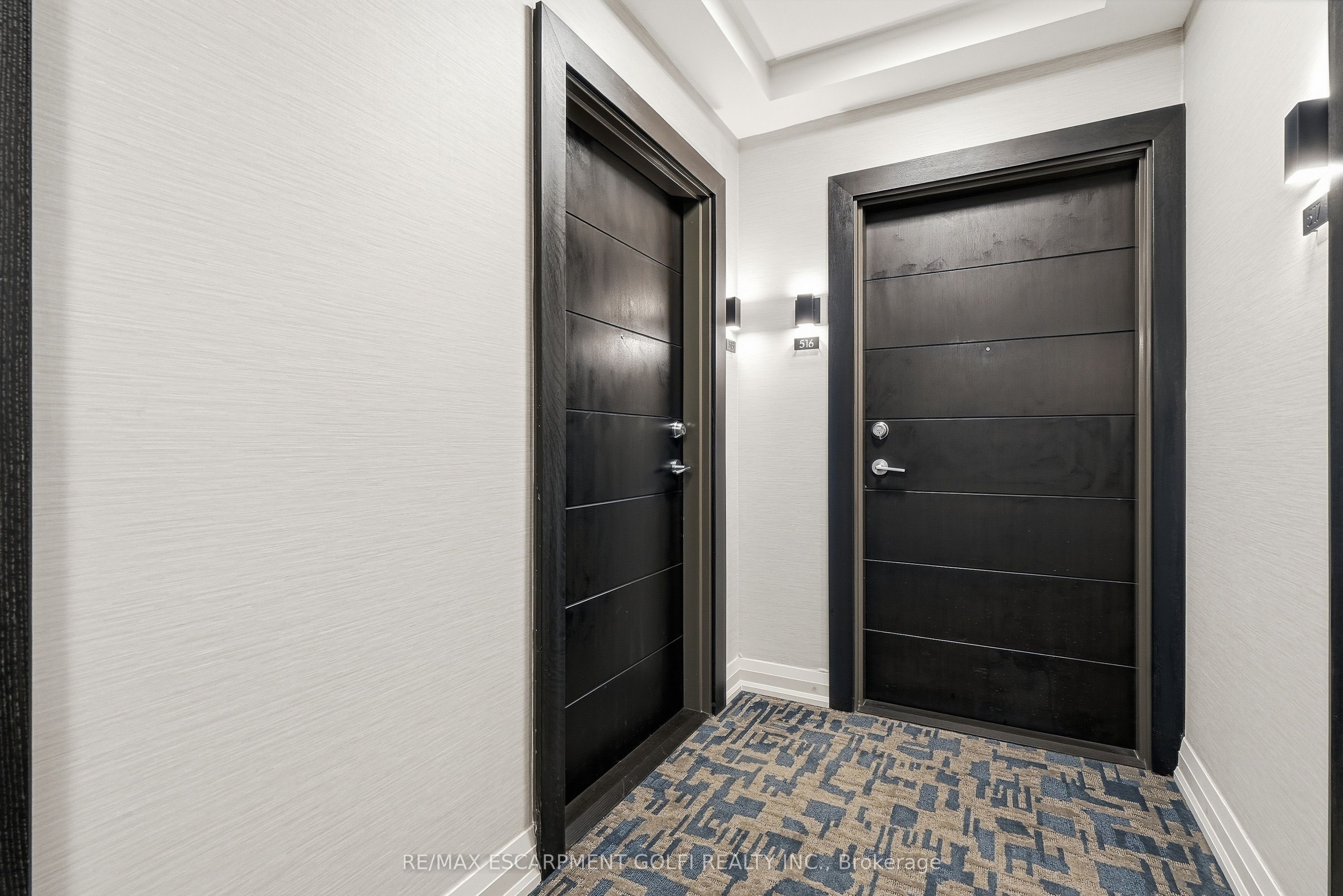 212 King William Street 515 Property Photo 5