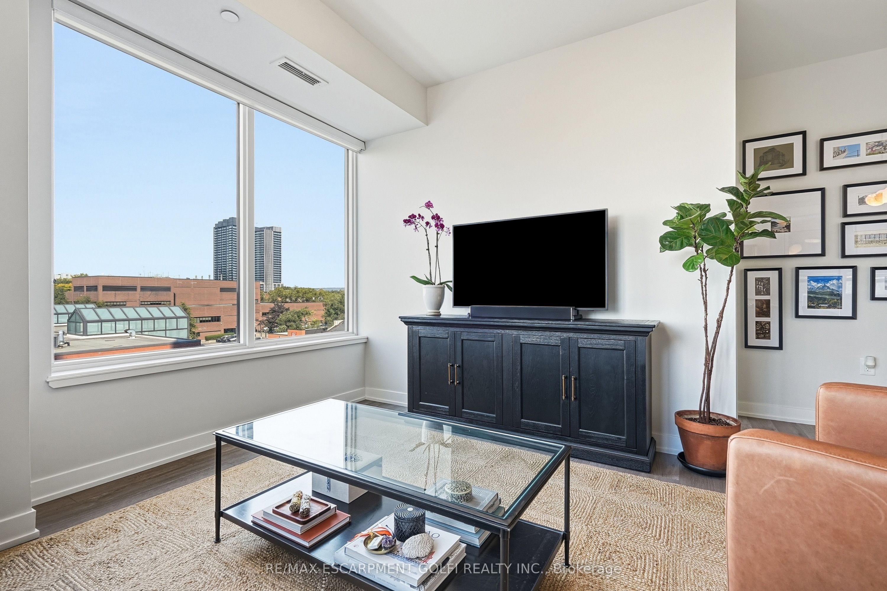212 King William Street 515 Property Photo 16