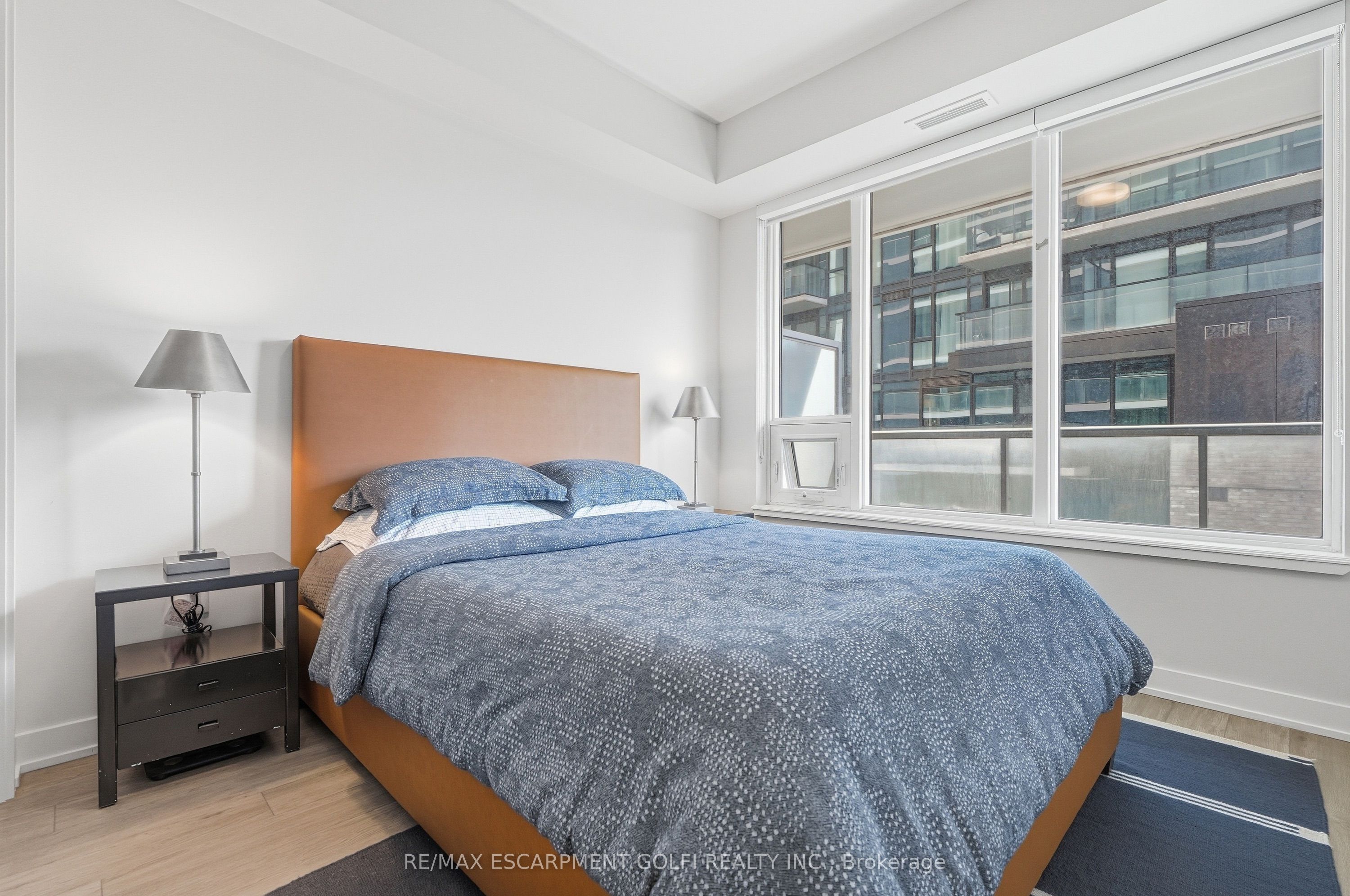 212 King William Street 515 Property Photo 17
