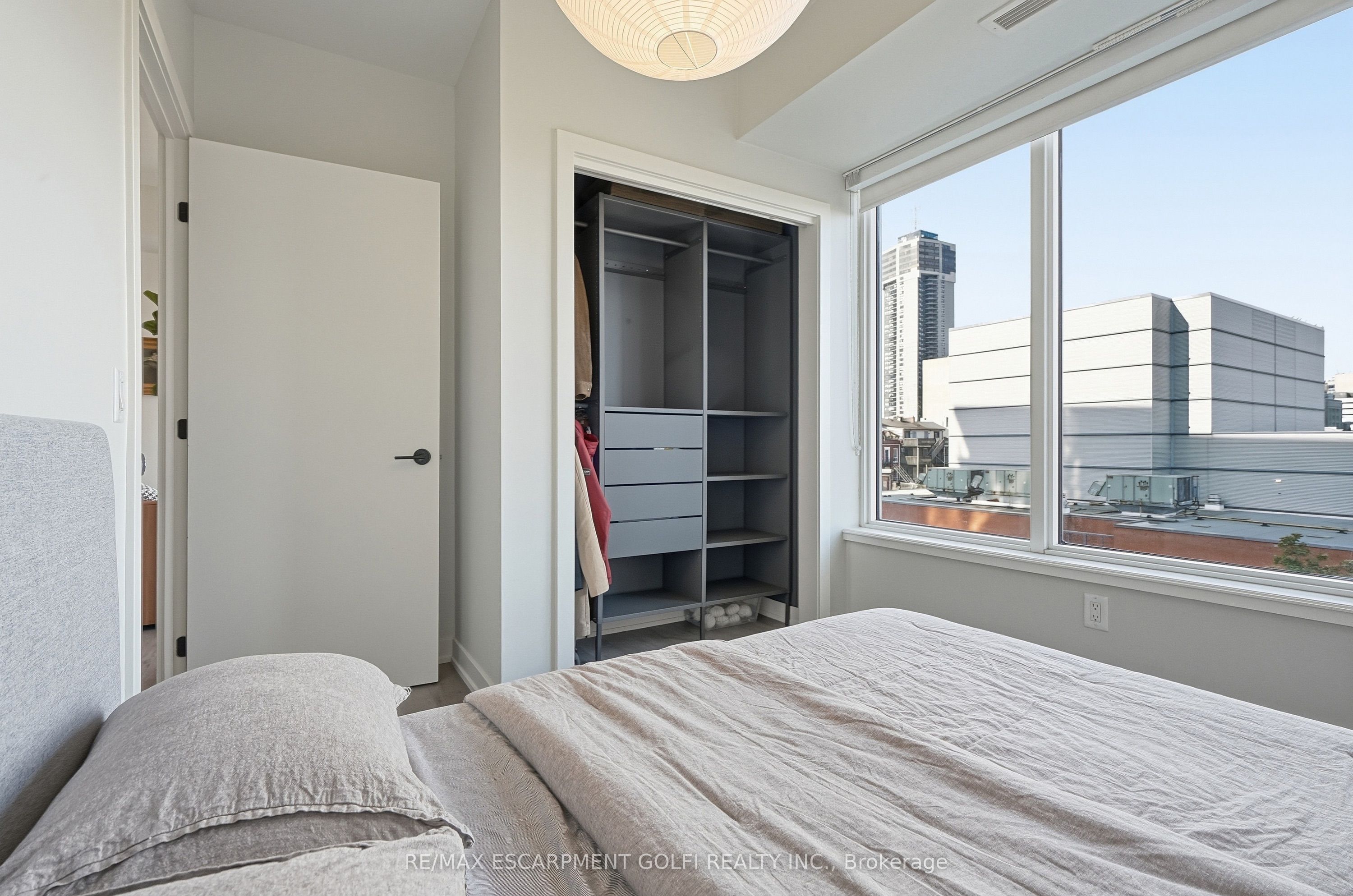 212 King William Street 515 Property Photo 21