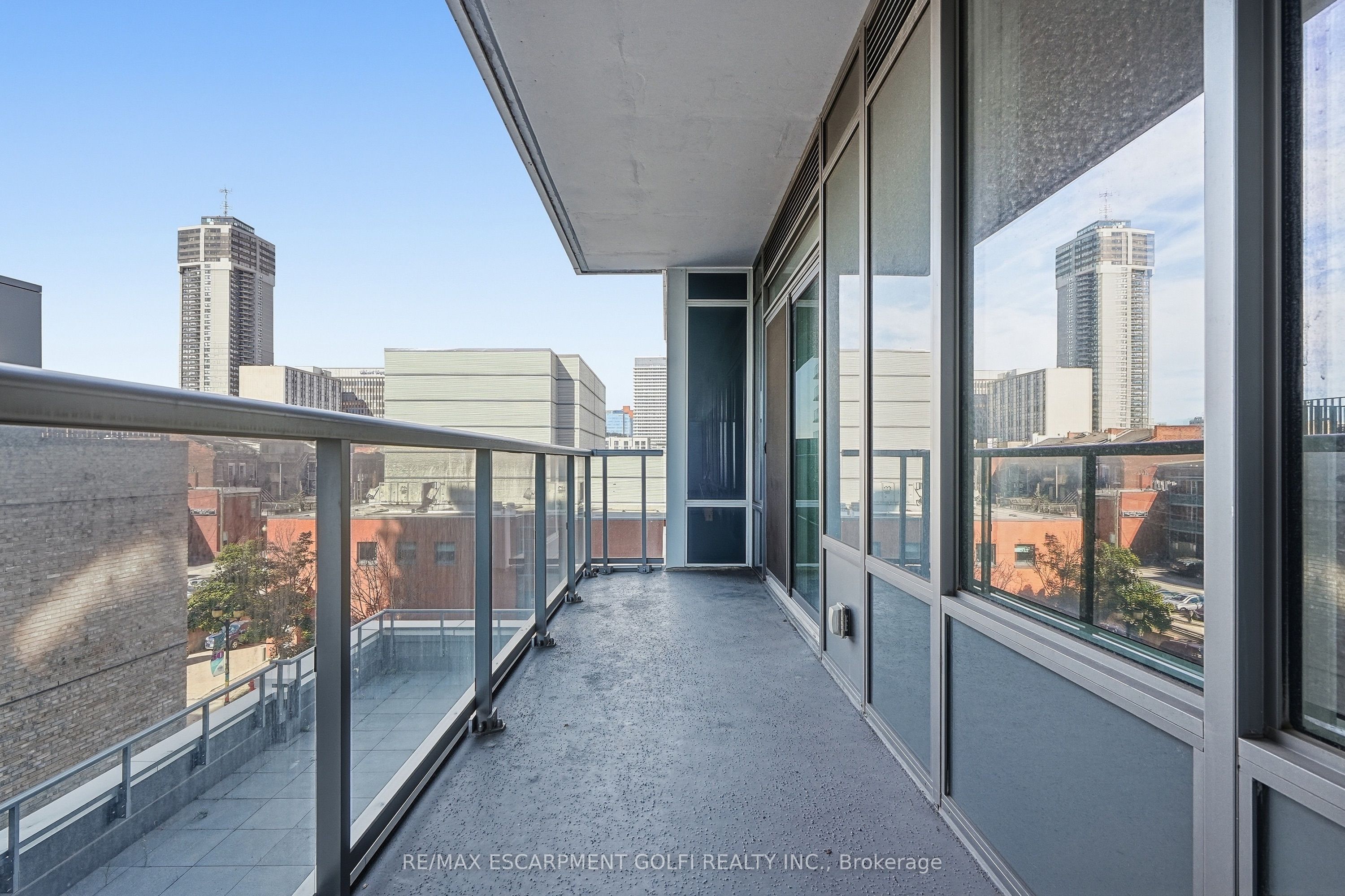212 King William Street 515 Property Photo 24