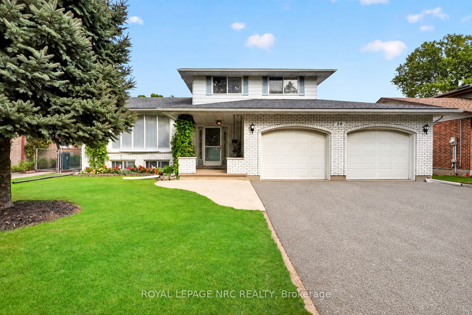 20 Jessica Drive Property Photo 1