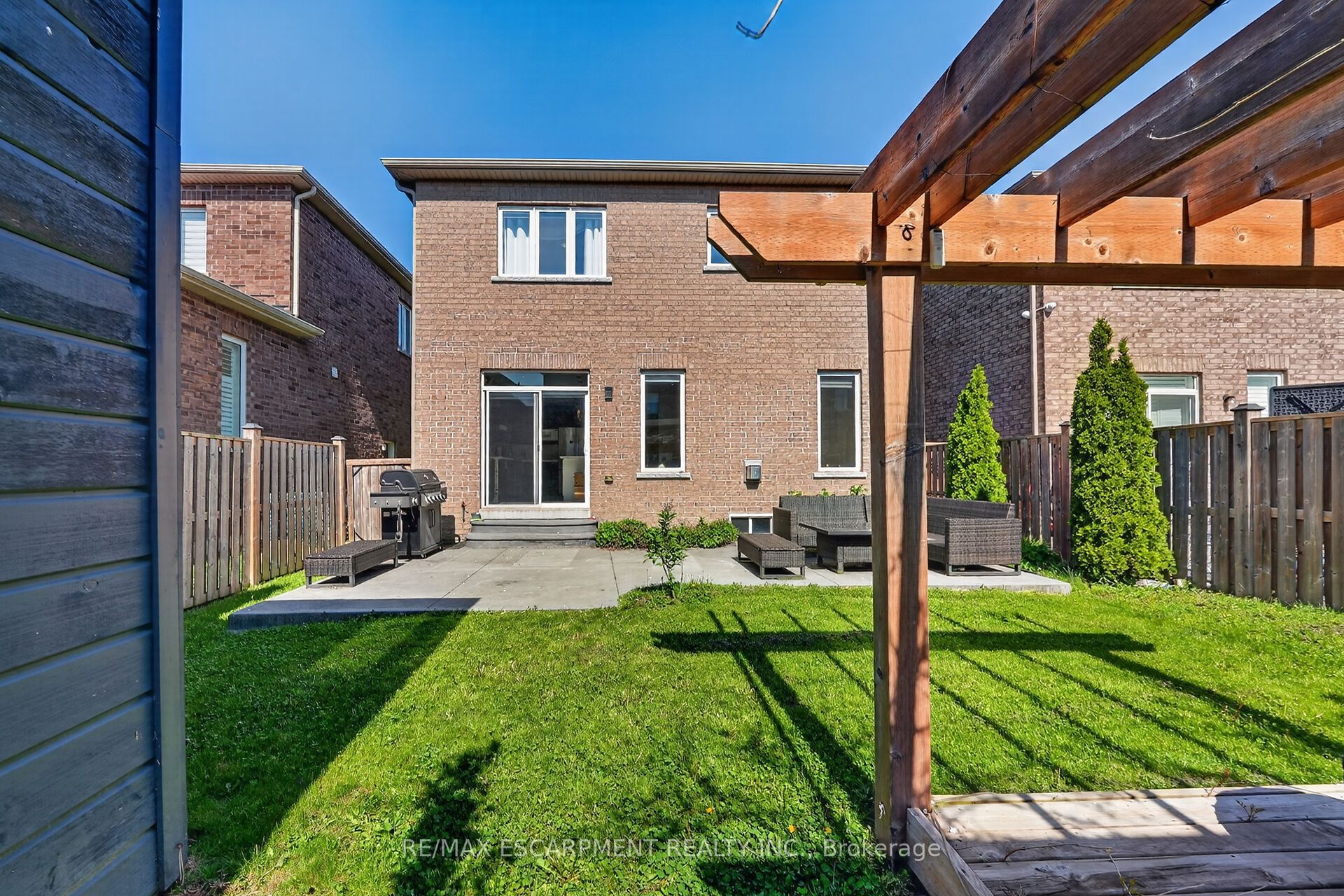 82 Chaumont Drive Property Photo 35