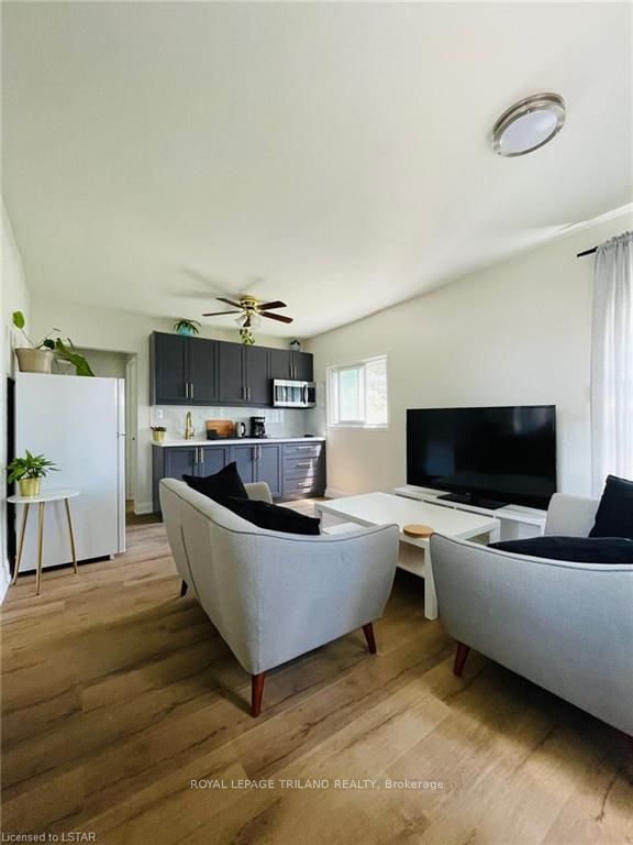 173 William Street B Property Photo 2