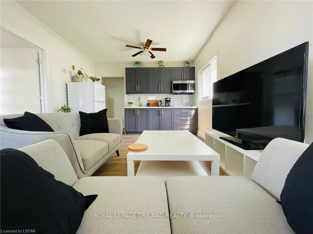 173 William Street B Property Photo 3