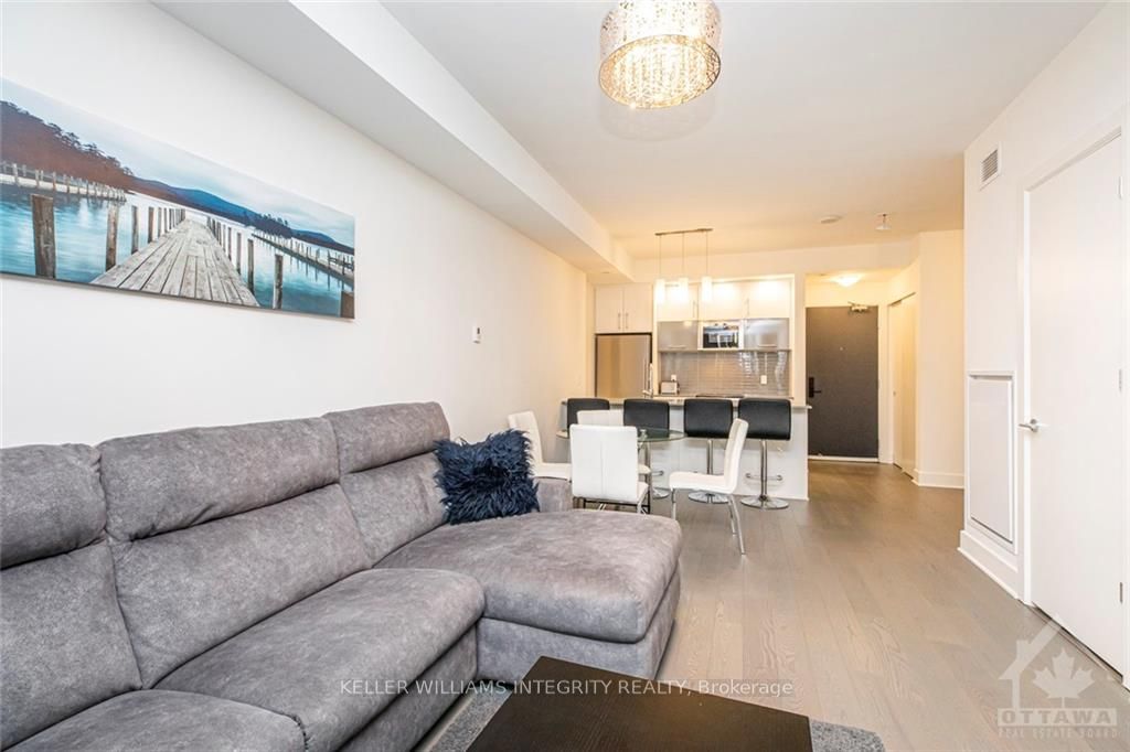 255 Bay Street 706 Property Photo 16