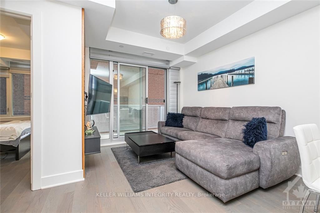 255 Bay Street 706 Property Photo 19