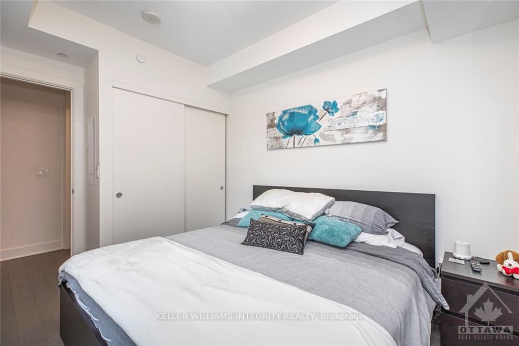 255 Bay Street 706 Property Photo 21