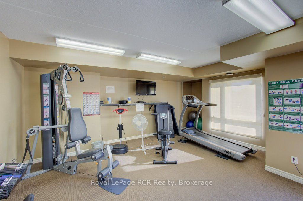 645 St David Street S 214 Property Photo 21