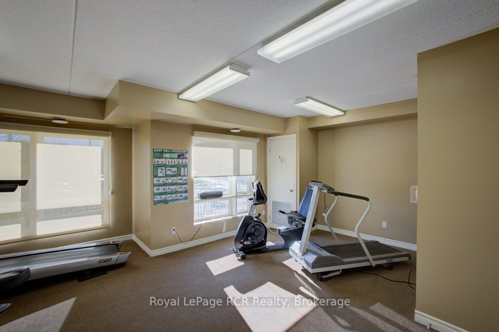 645 St David Street S 214 Property Photo 22
