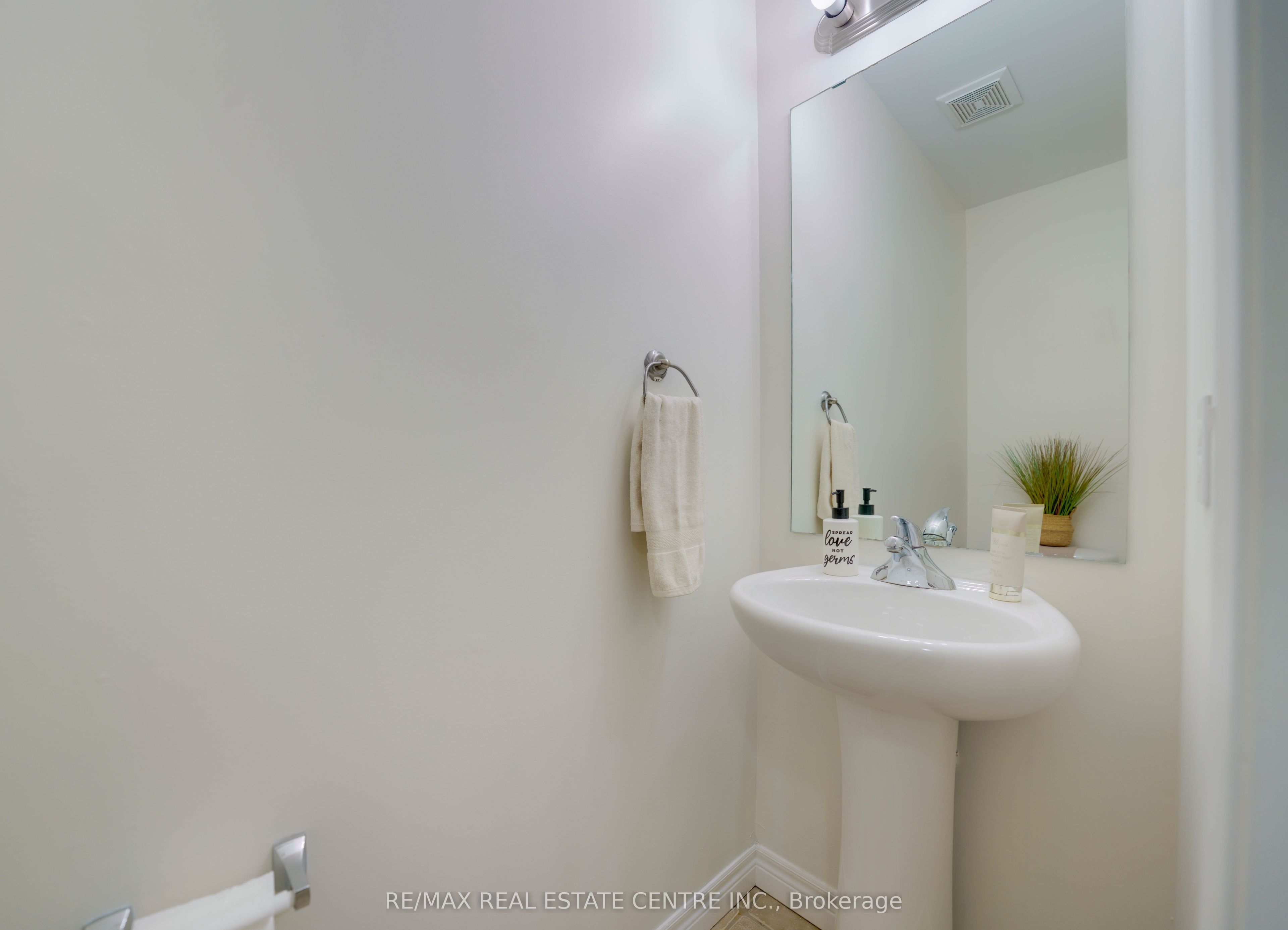 68a Main Street N 36 Property Photo 12