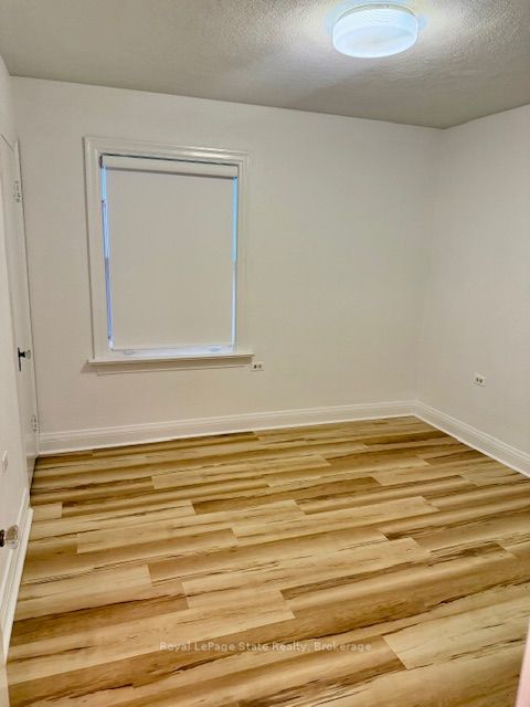 6988 High Street Property Photo 11