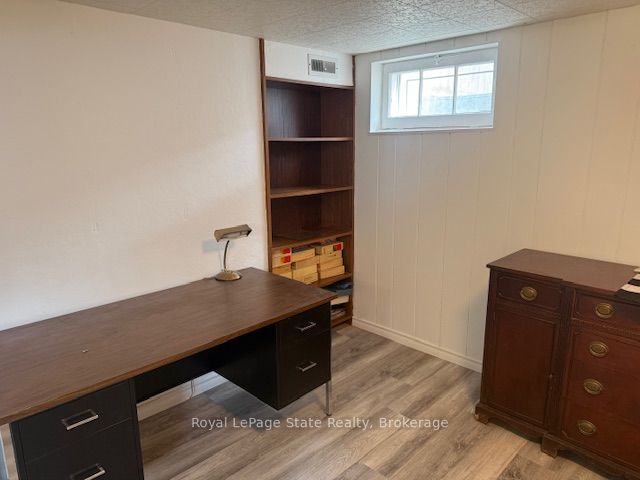 6988 High Street Property Photo 15