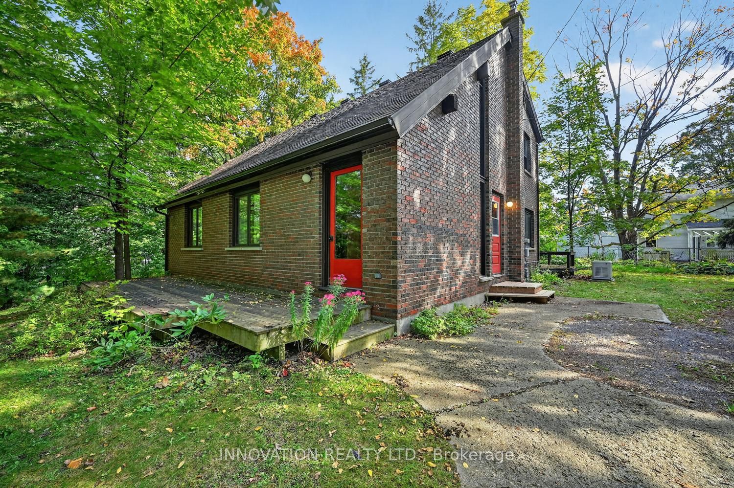 6701 Lord Nelson Street Property Photo 1
