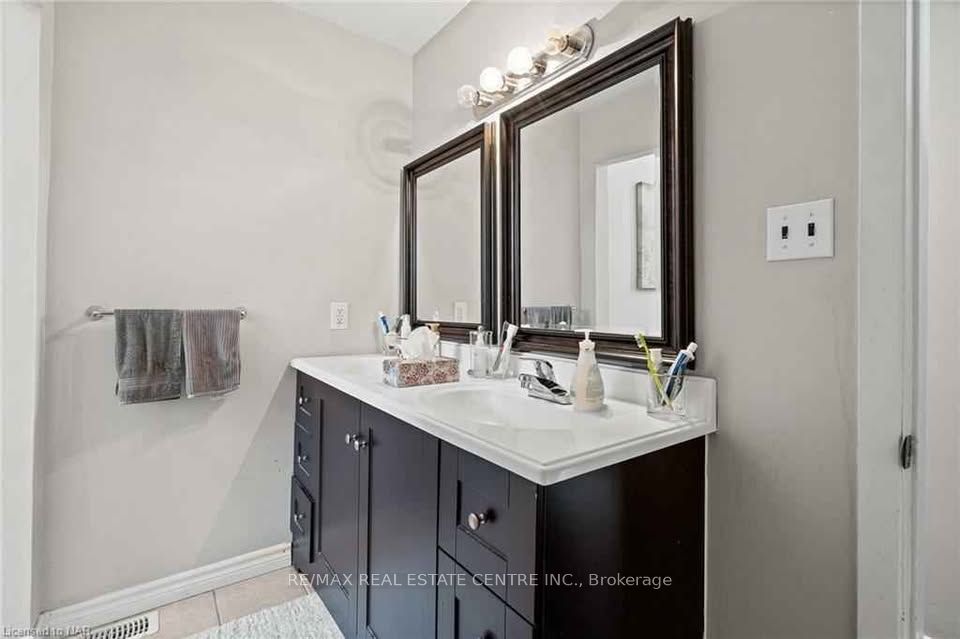2 Stewart Avenue Property Photo 6