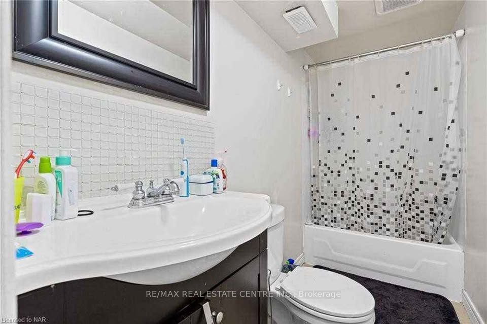 2 Stewart Avenue Property Photo 9
