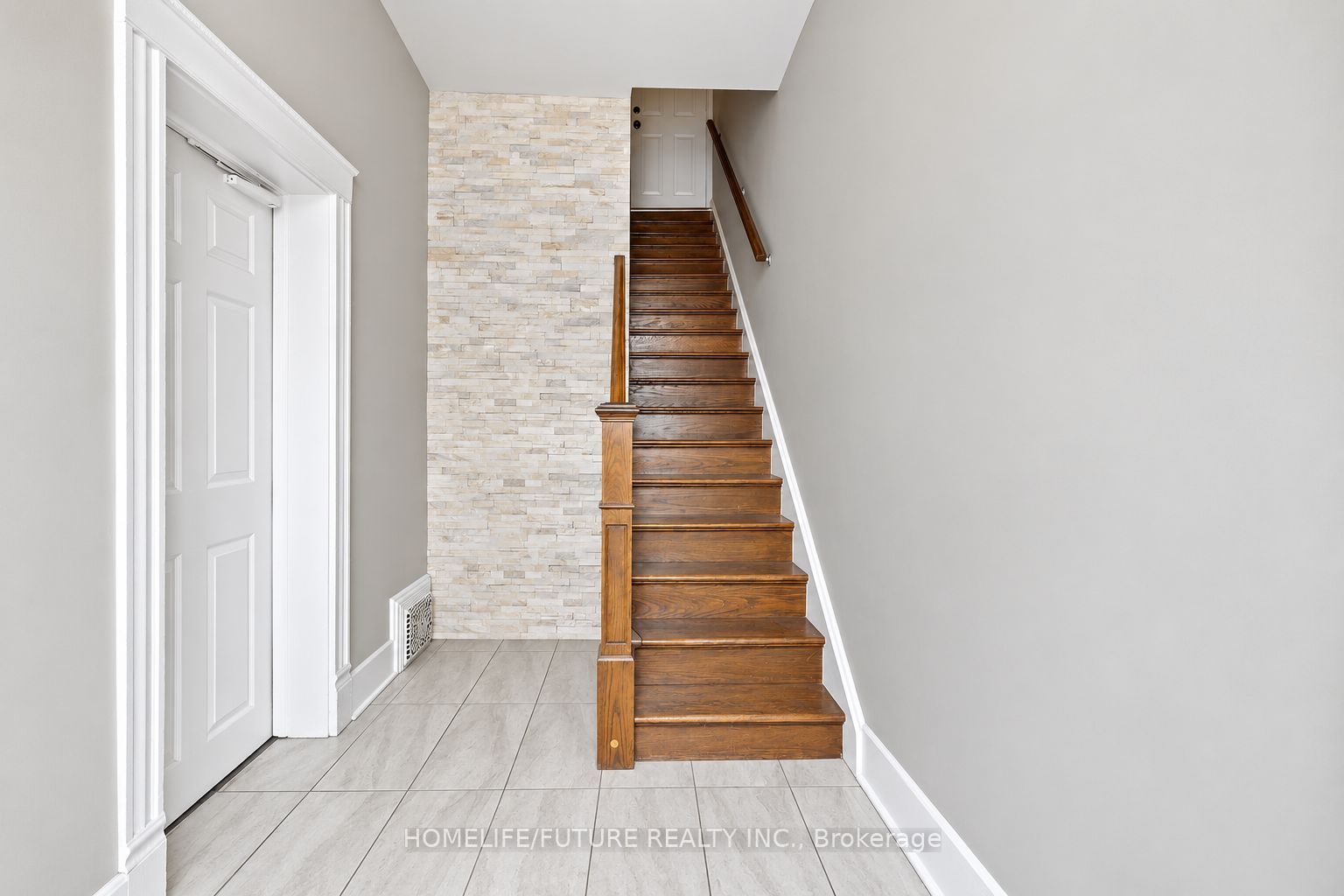 181 West Avenue Property Photo 12