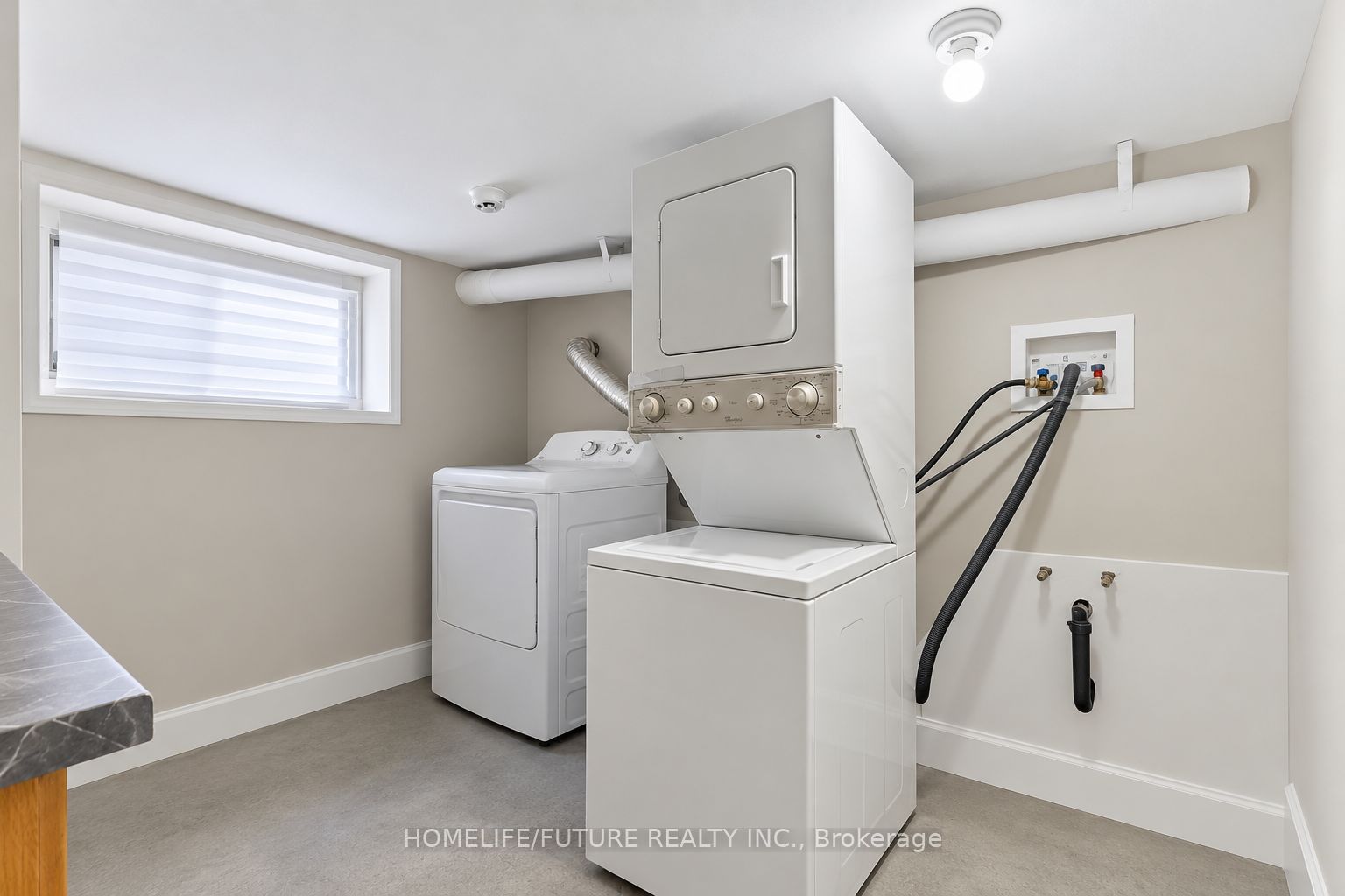 181 West Avenue Property Photo 15