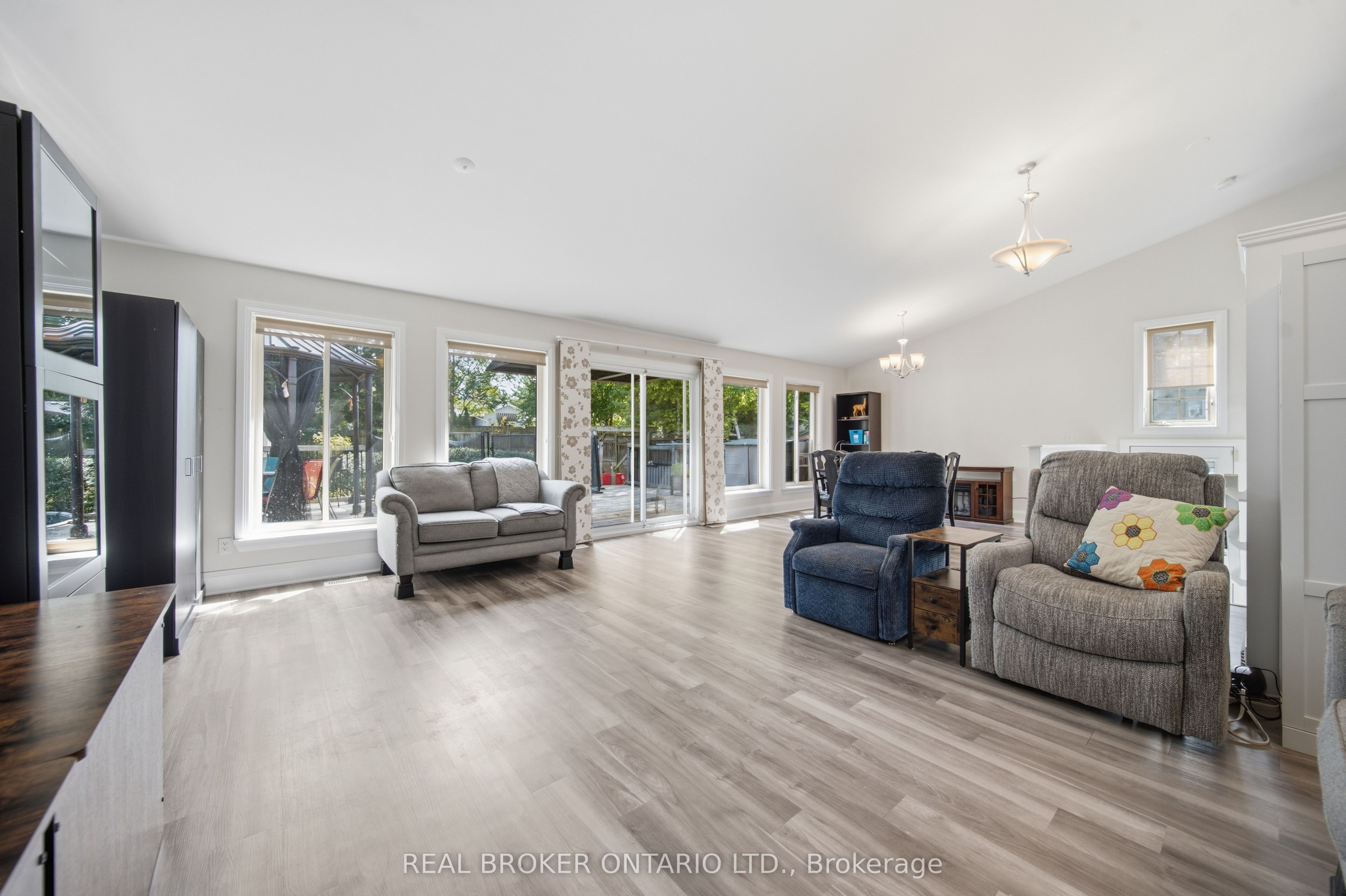 35 Perth Road Property Photo 21