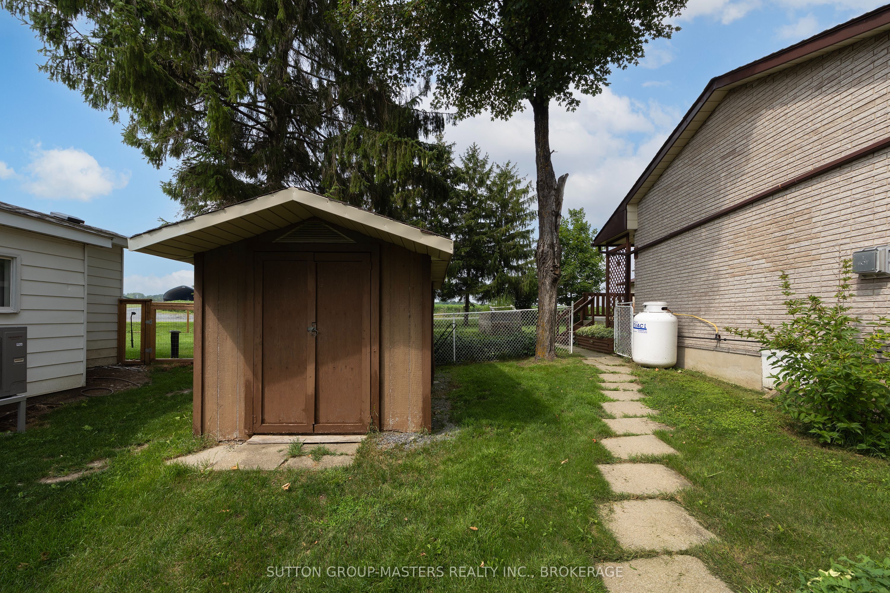 7433 County 2 Road Property Photo 22