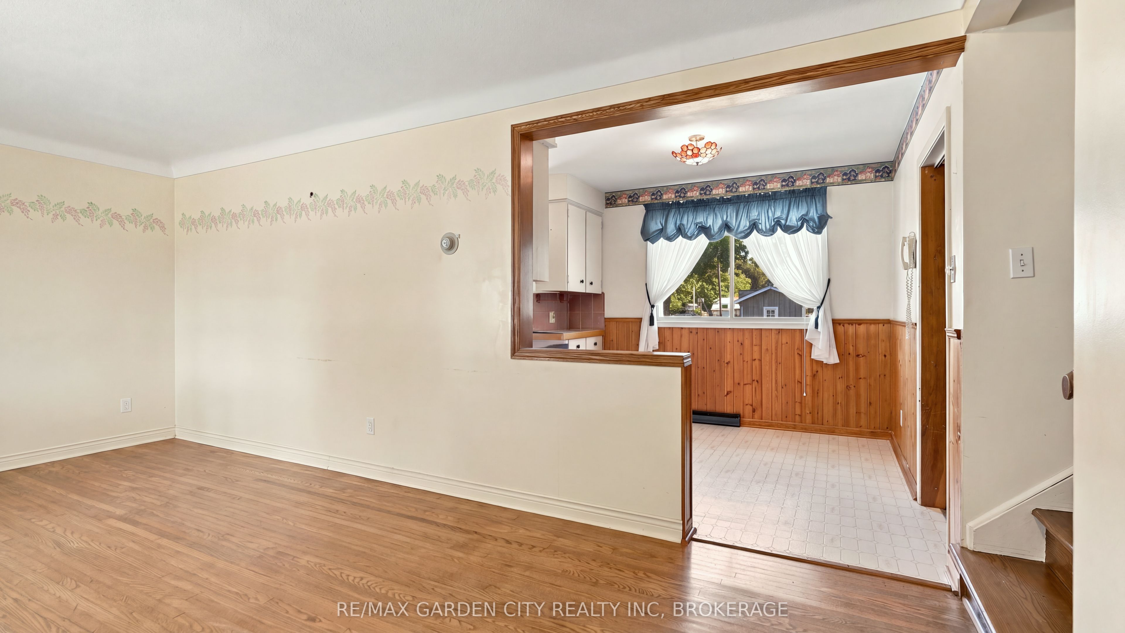 125 Inman Road Property Photo 8